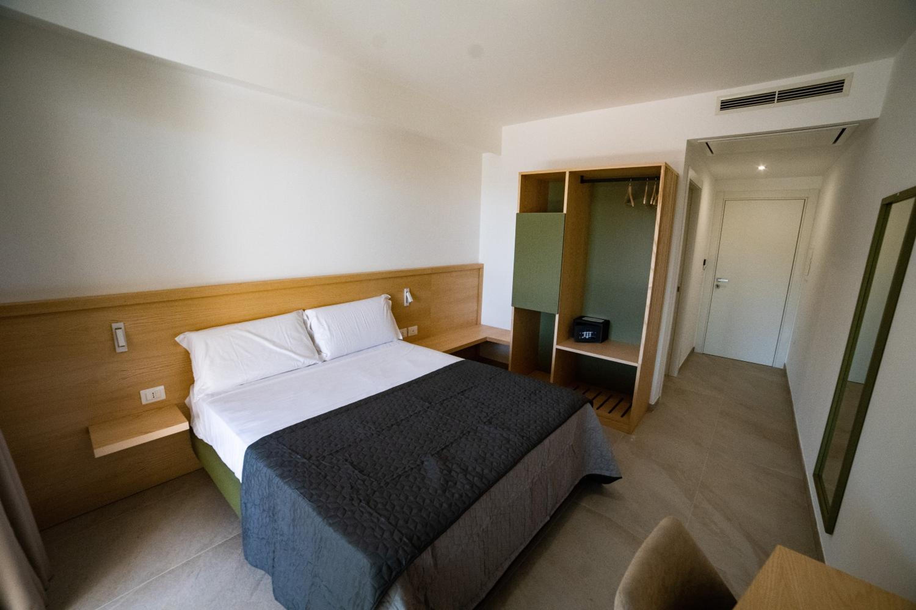 Double or Twin Room photo 2