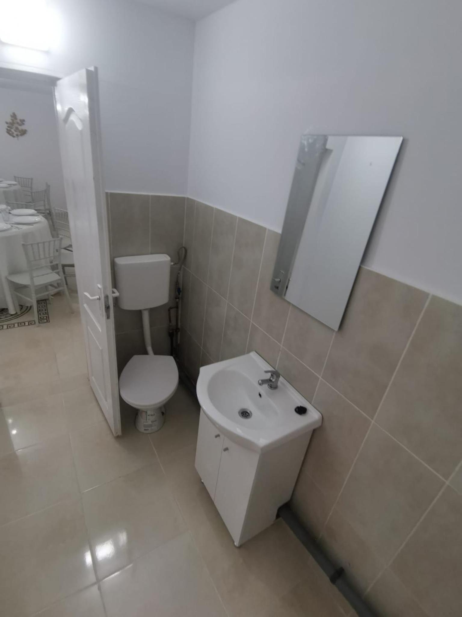 Four-Bedroom House photo 2