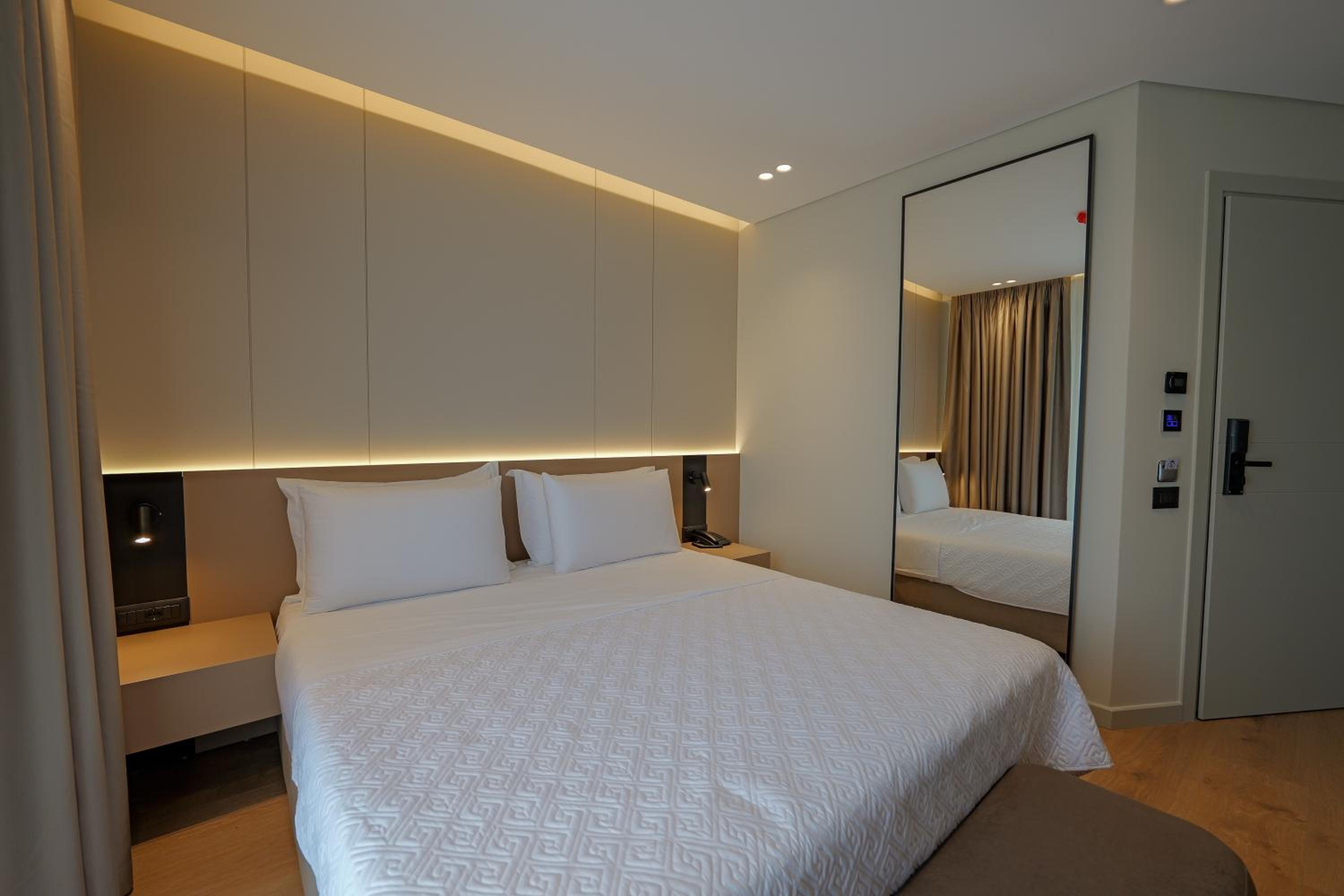 Double Room with Balcony photo 2