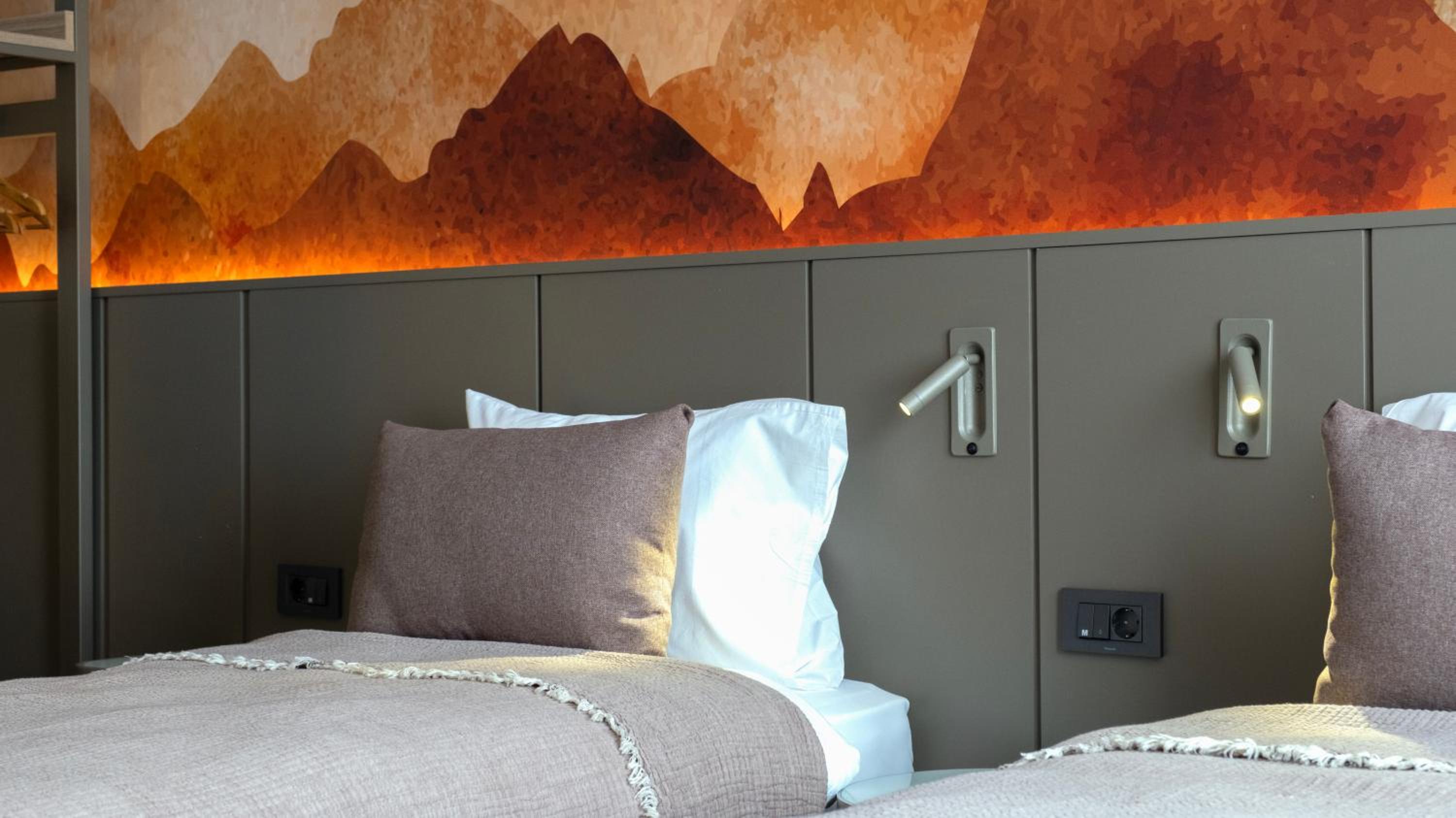 Double or Twin Room with Partial Sea View