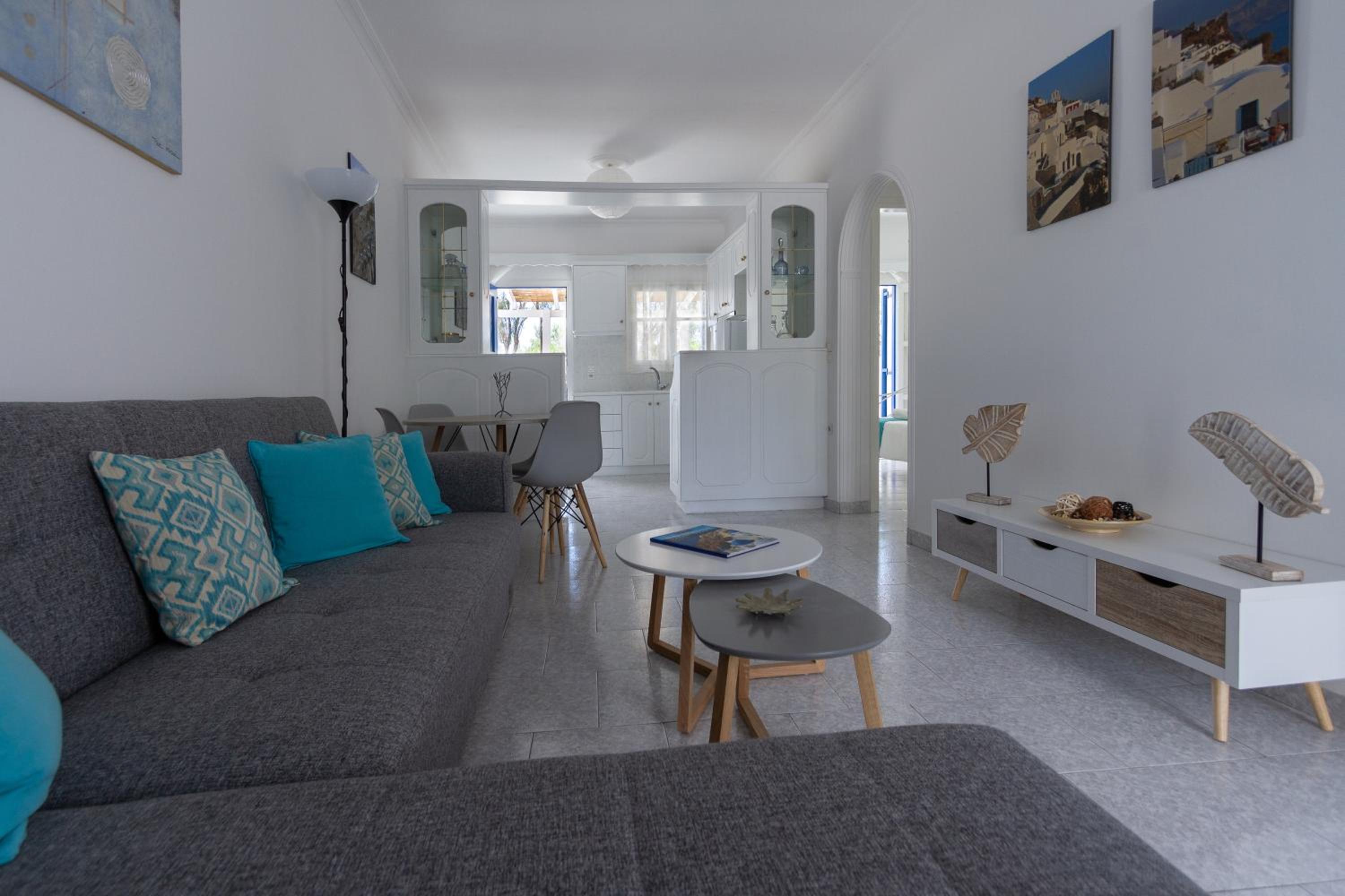 Traditional House with Private Pool