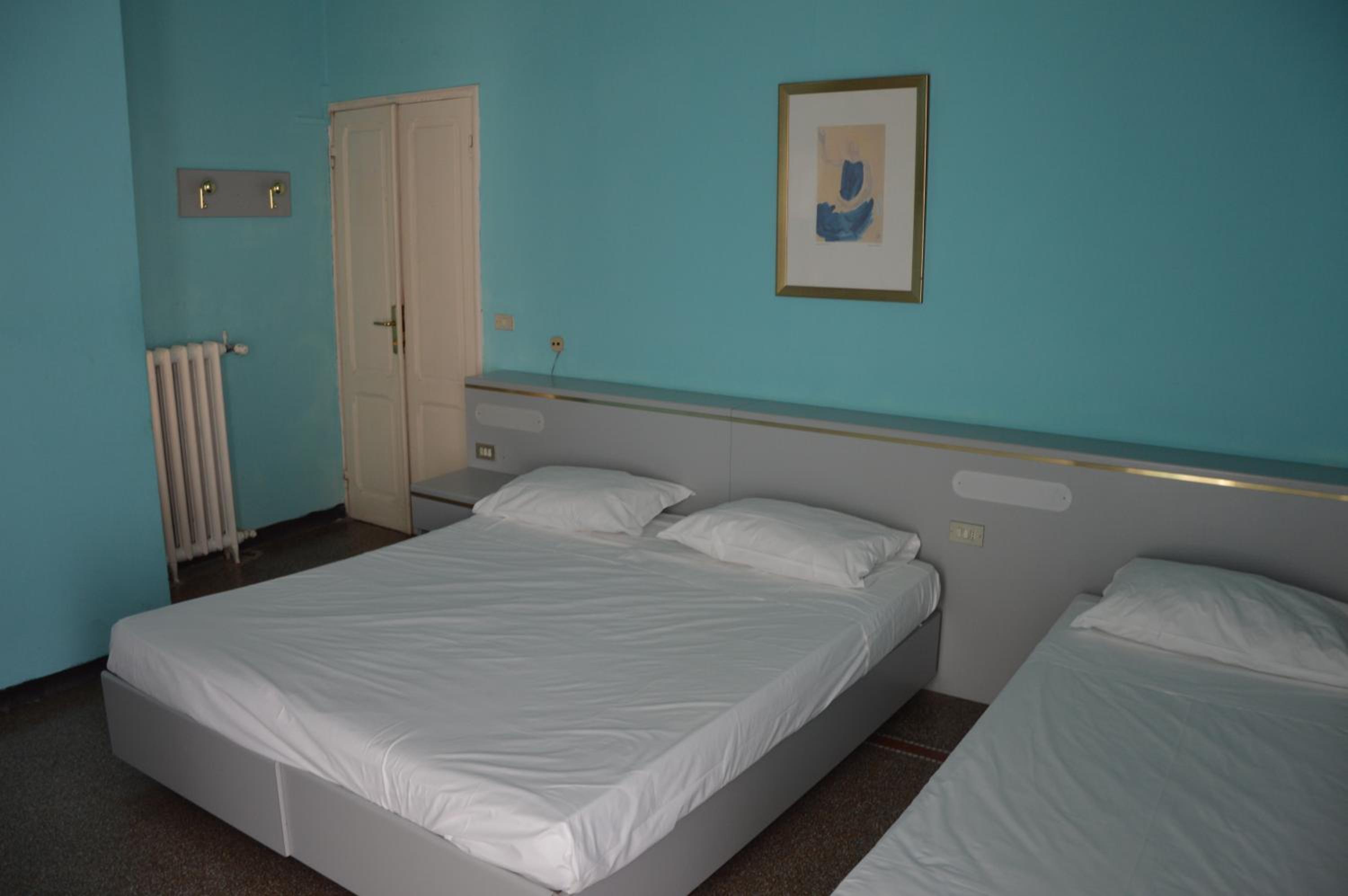 Triple Room With Private Bathroom photo 3