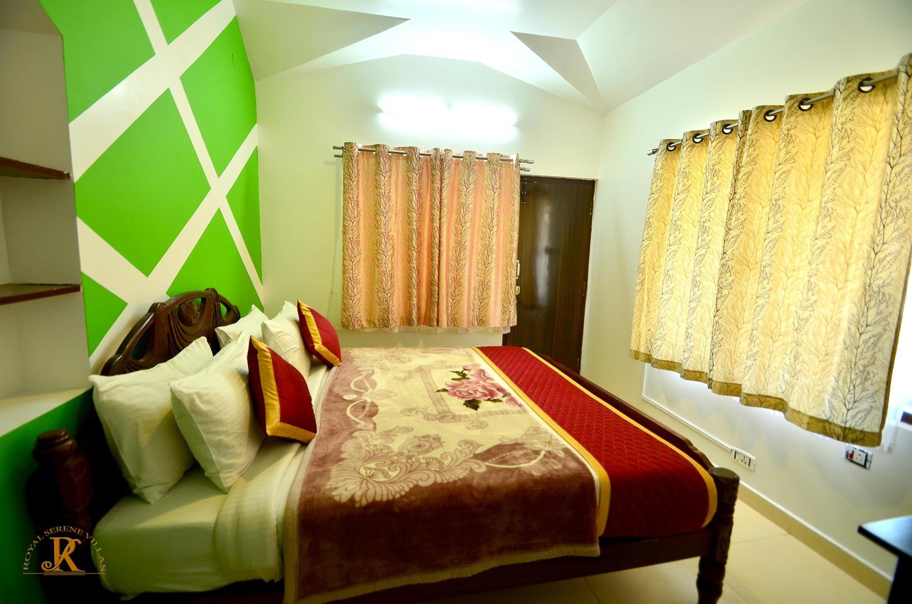 Small Double Room photo 3