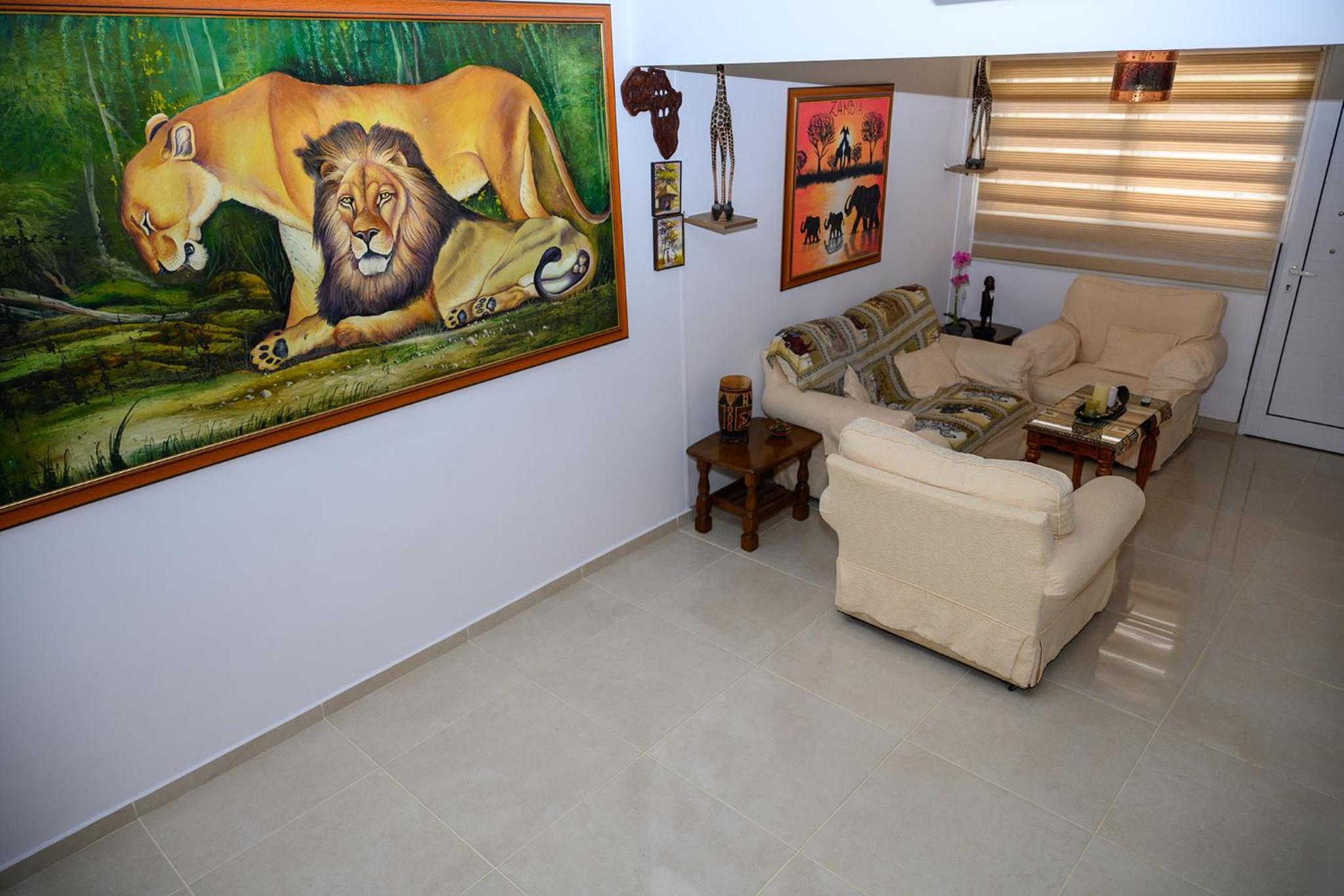 Three-Bedroom Apartment - Photo 11