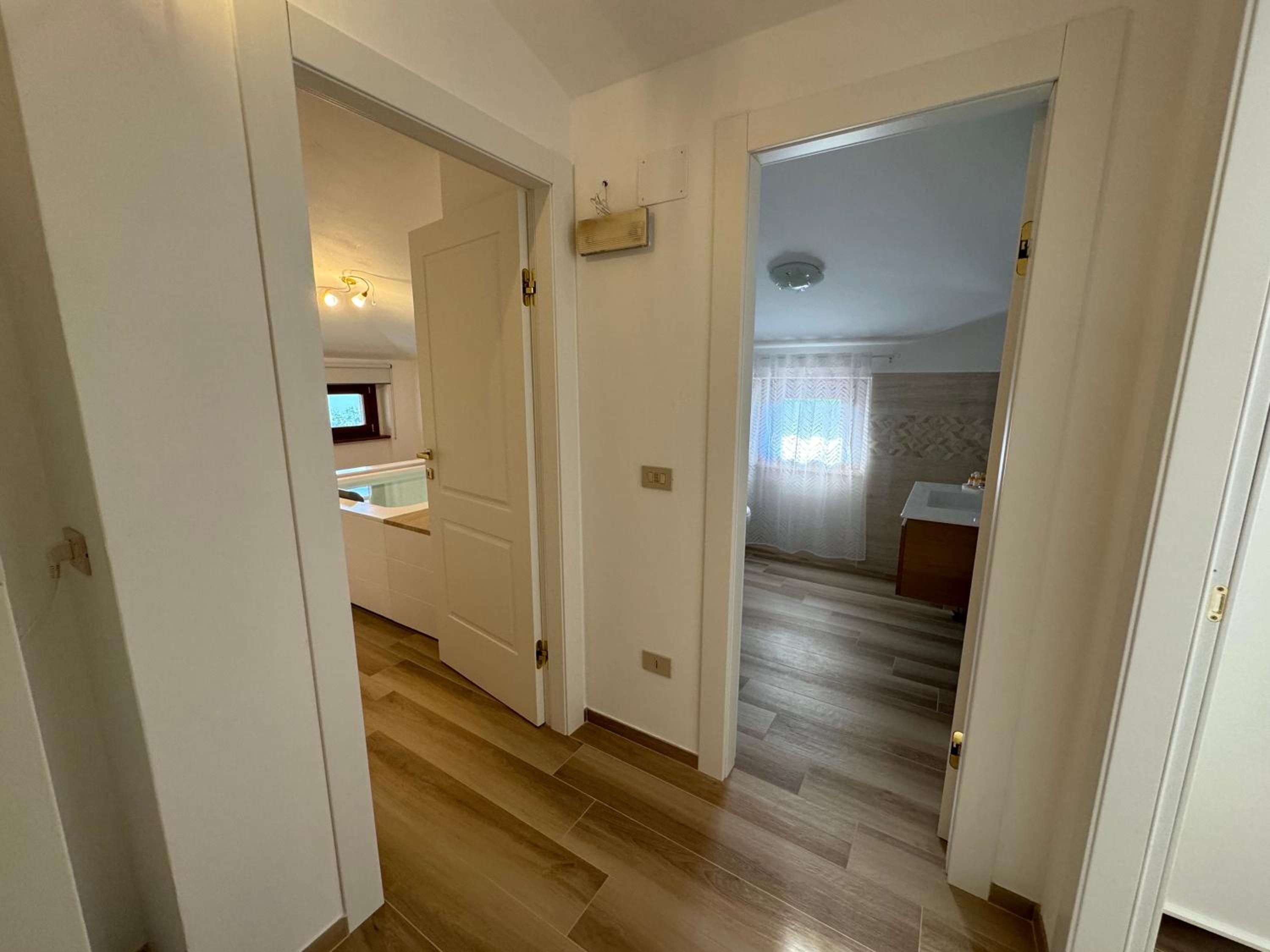 Deluxe Suite with Spa Bath photo 3