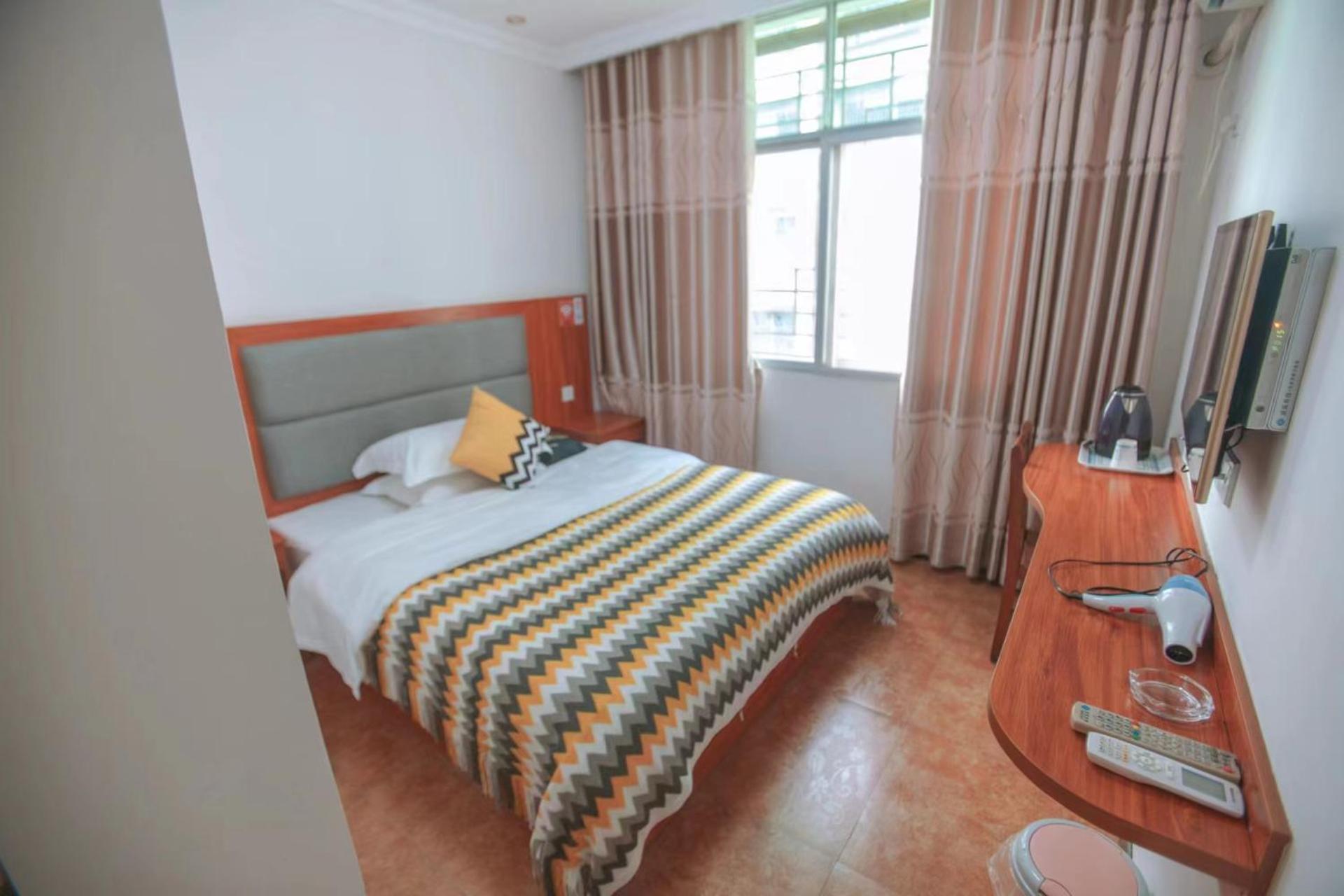 Deluxe Queen Room photo 1