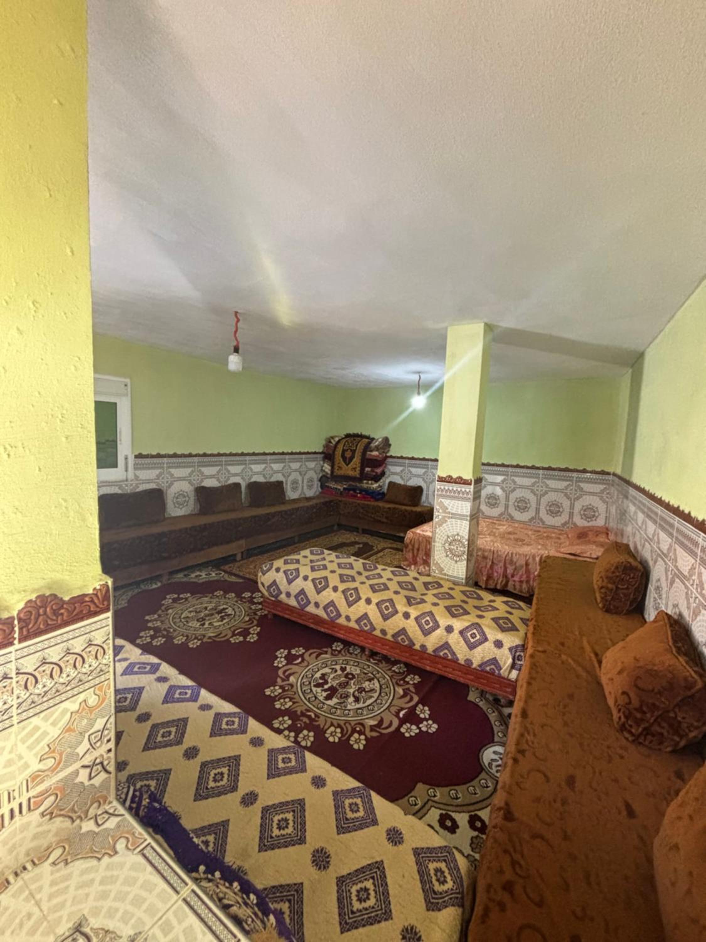 Family Room With Mountain View photo 1