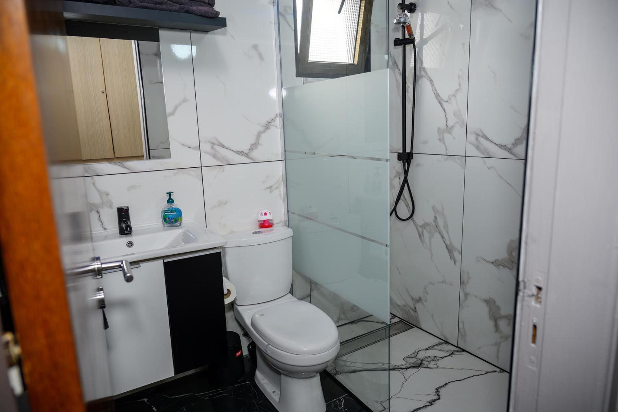 Three-Bedroom Apartment - Photo 22