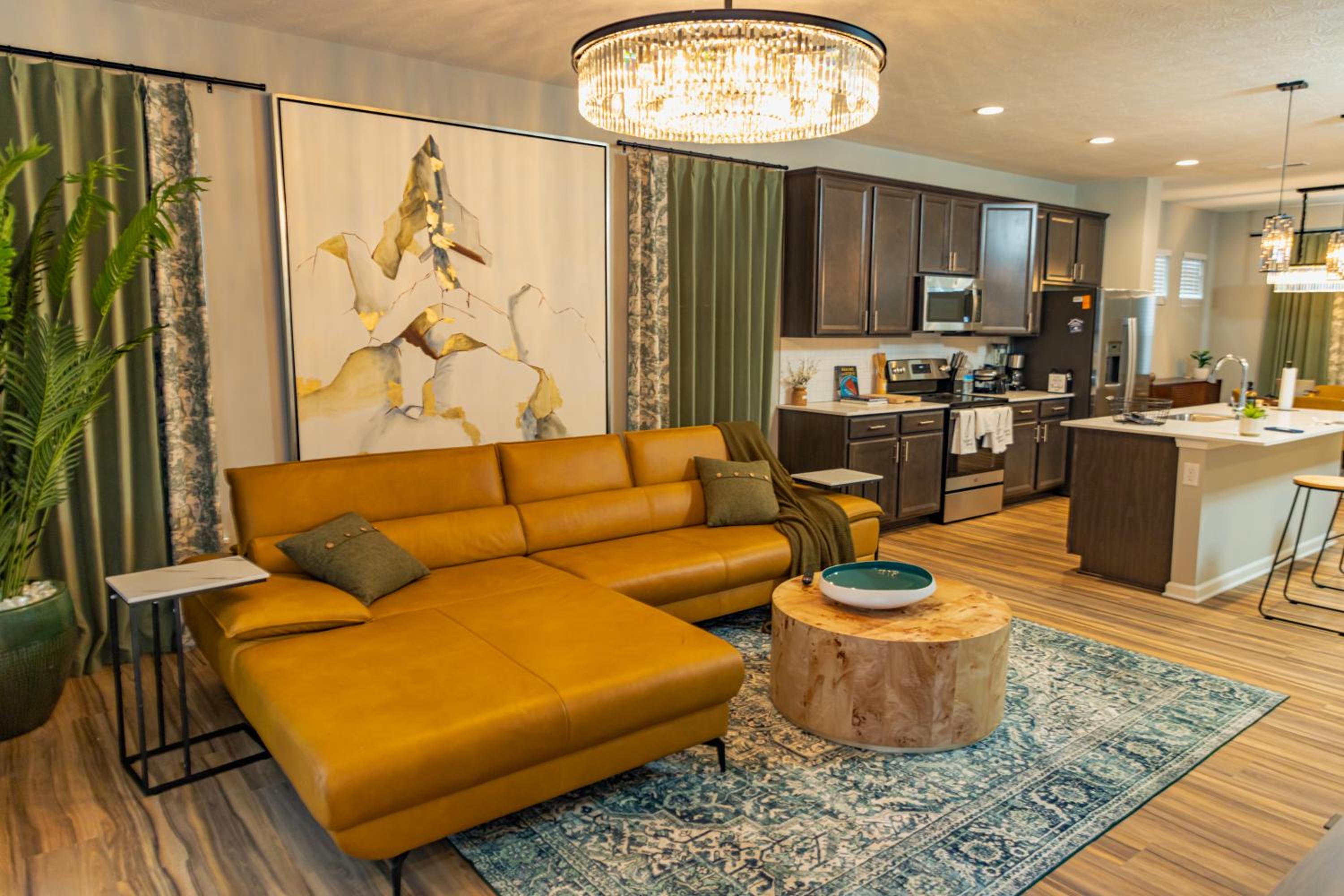 Three-Bedroom House photo 1