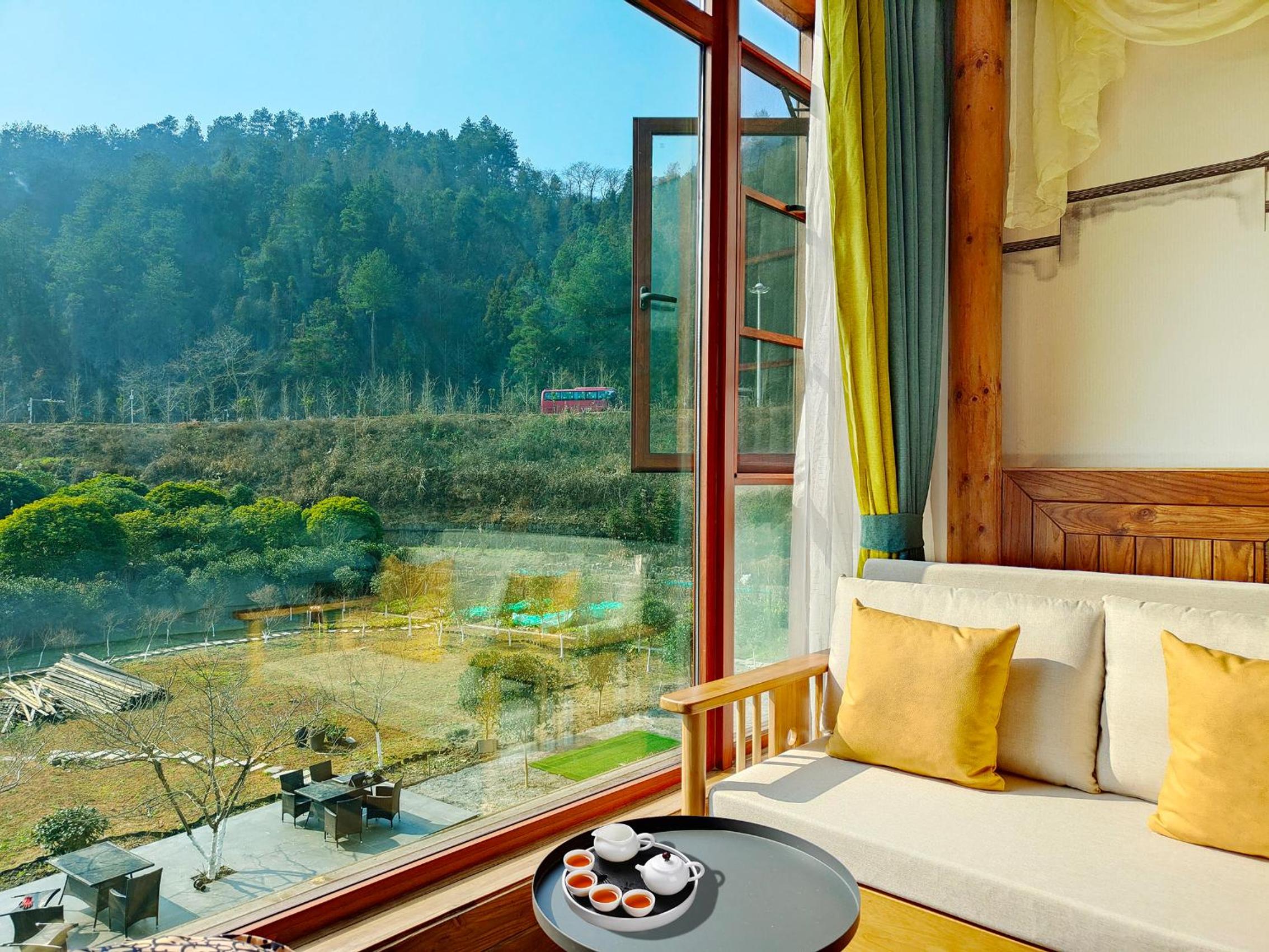 King Room with Mountain View photo 3