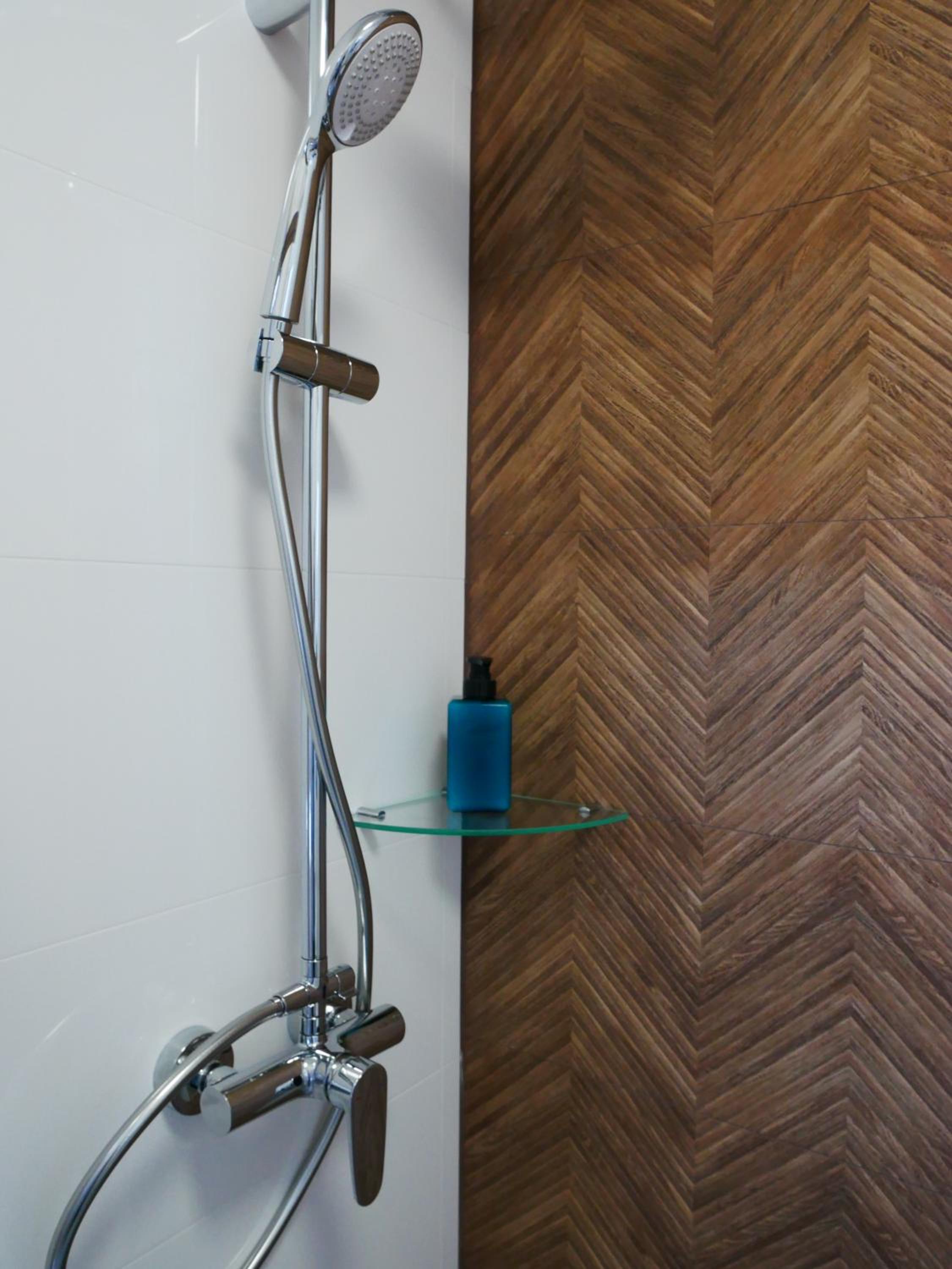 Standard Twin Room - Photo 4