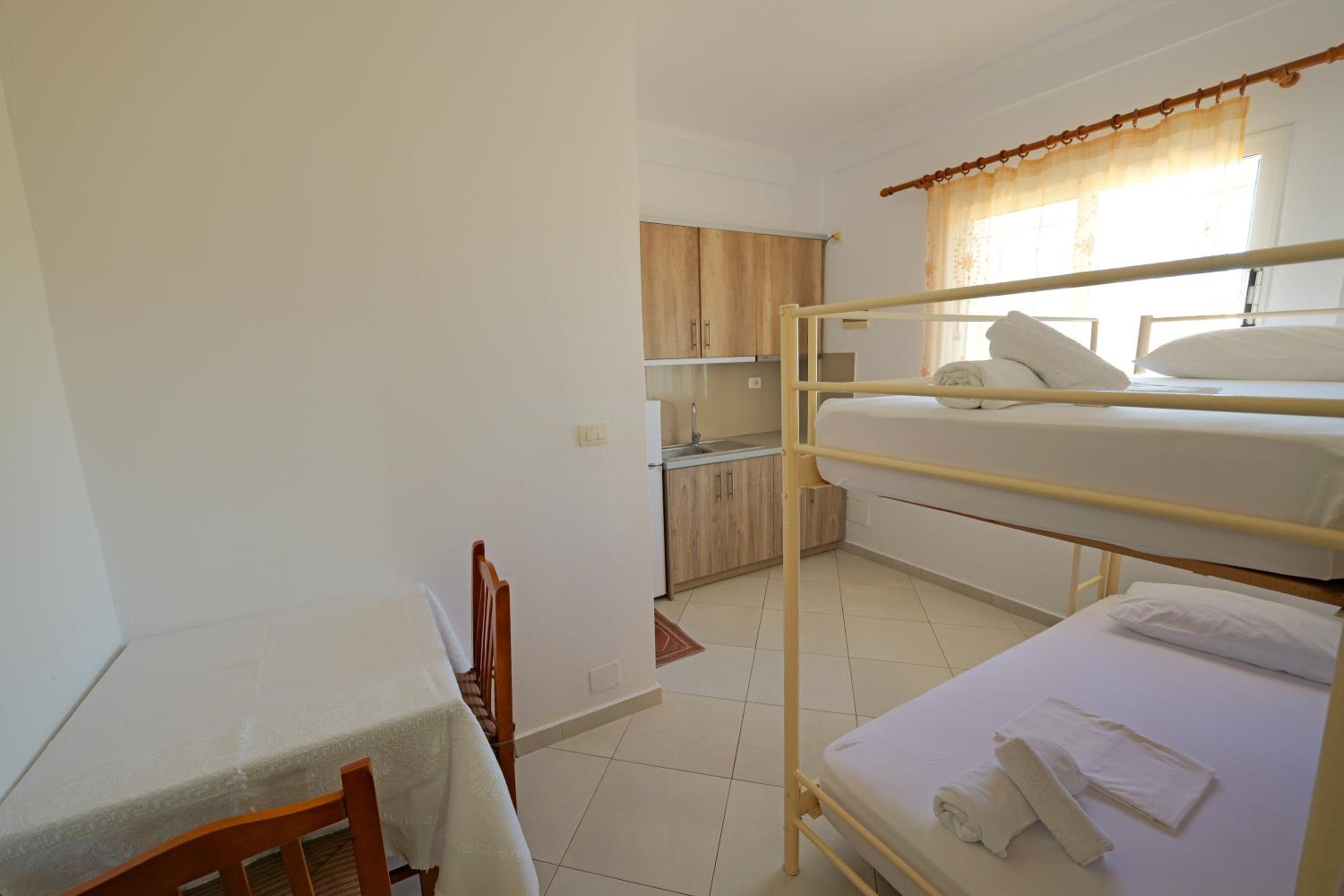 Apartment with Balcony photo 1