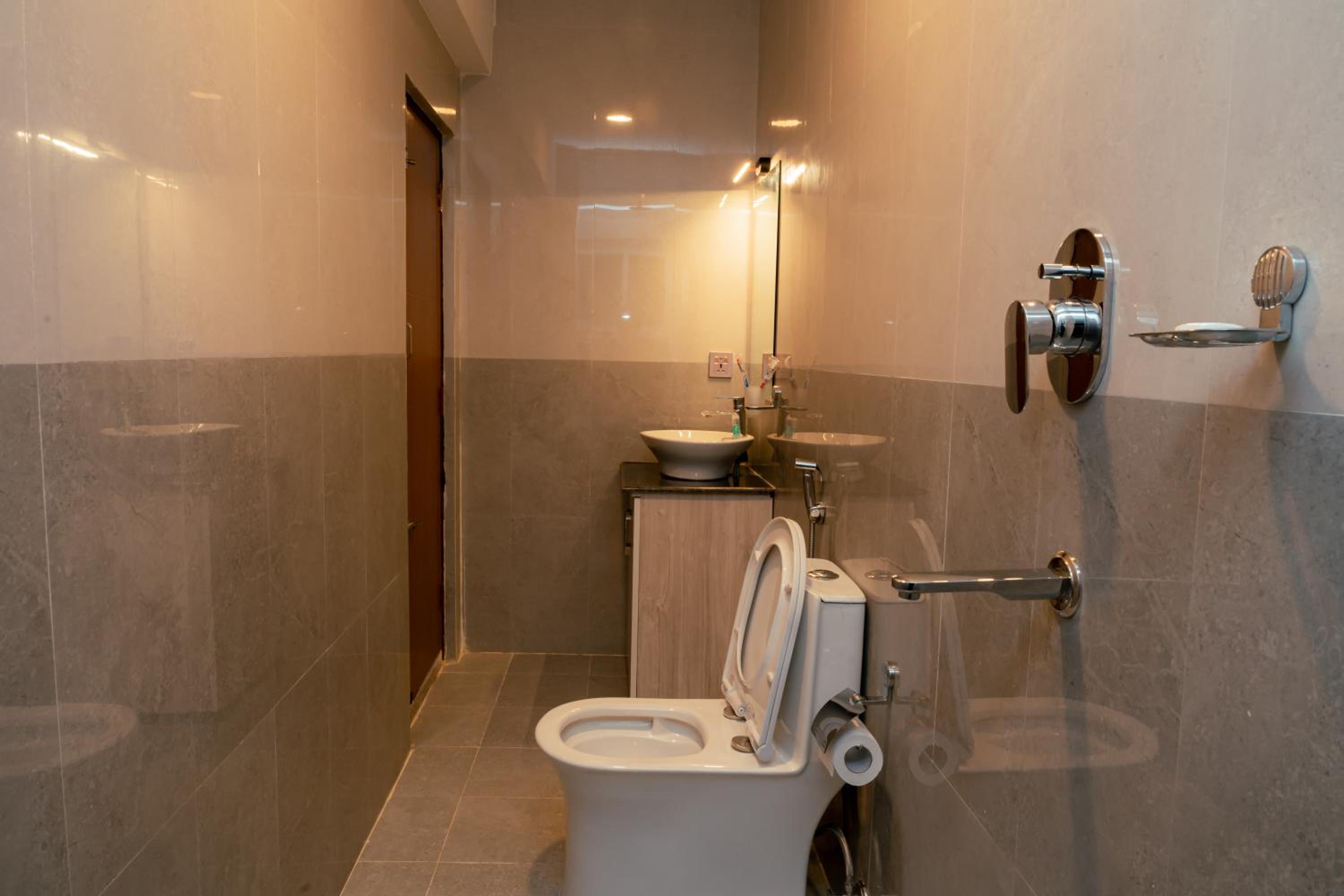 Double Room With Private Bathroom photo 1