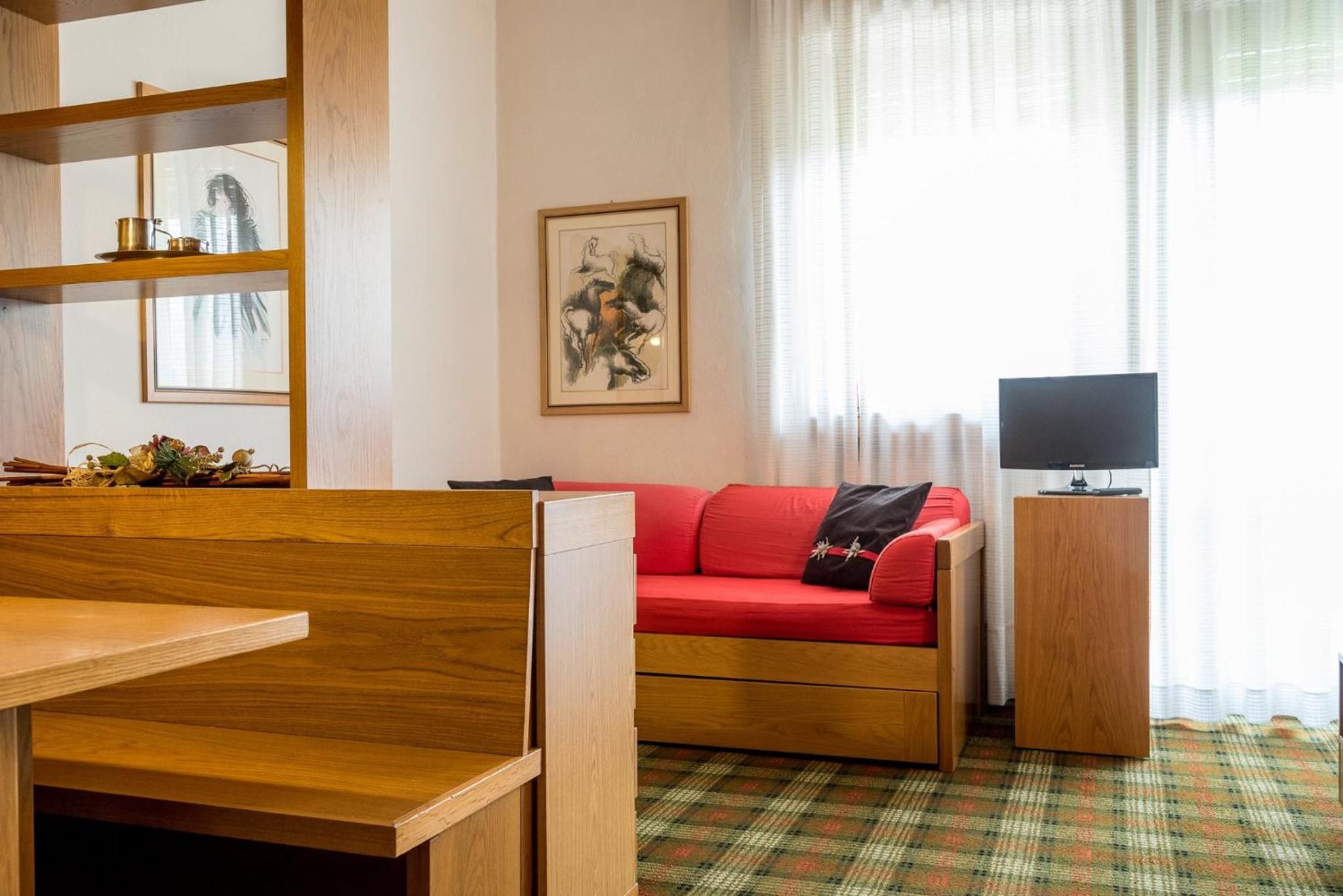 Apartment with Mountain View photo 1