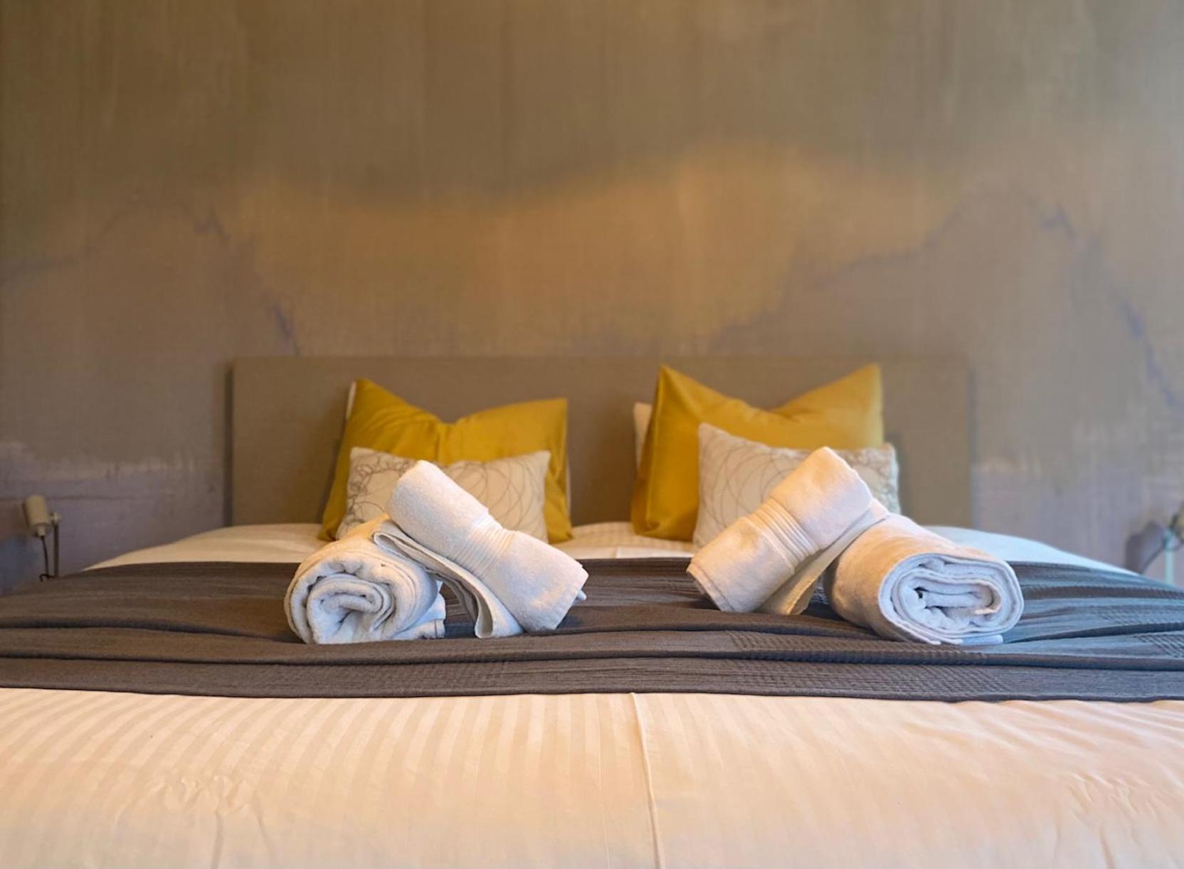 Double or Twin Room with Garden View photo 1