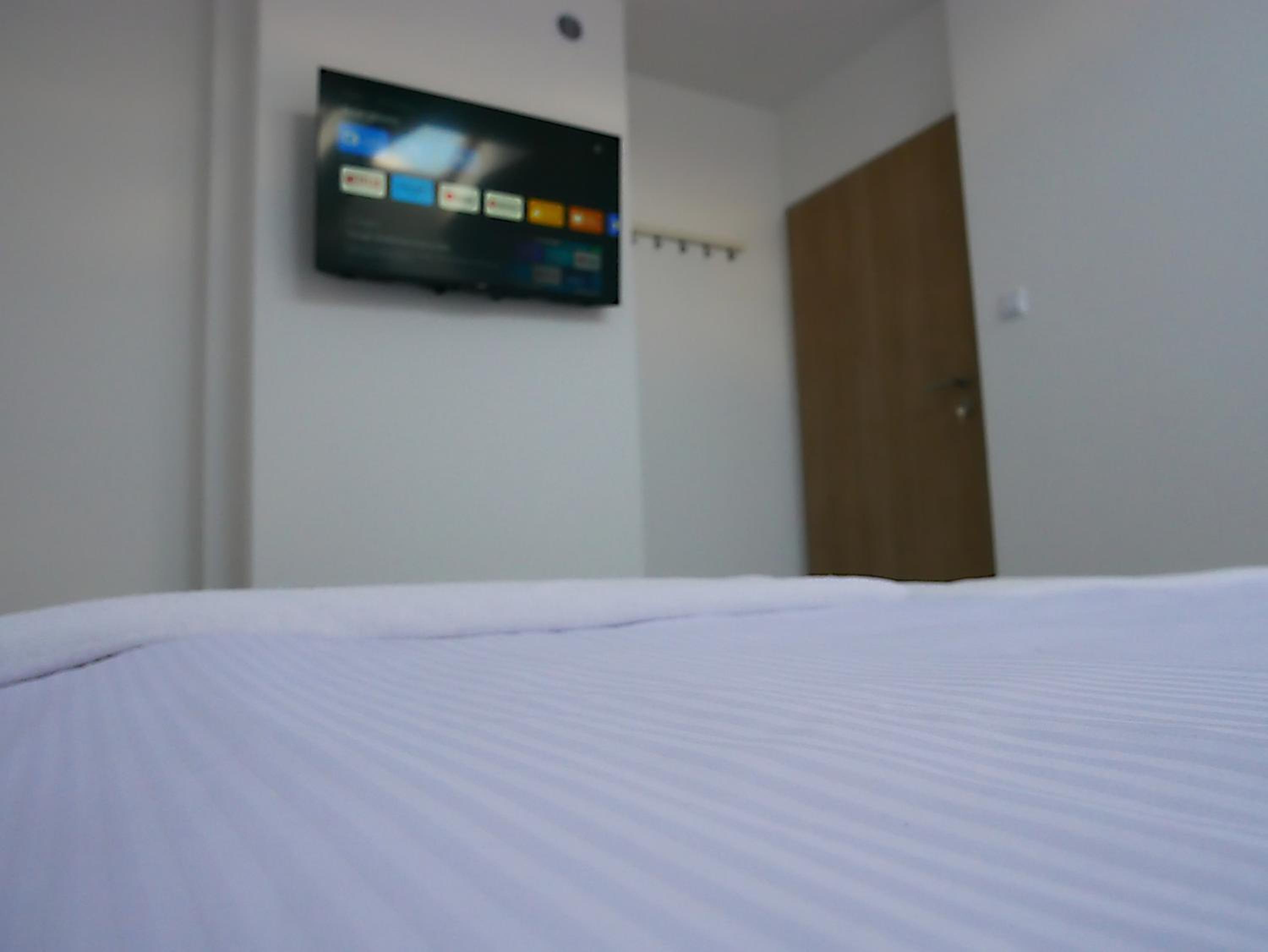 Triple Room with Bathroom - Photo 2