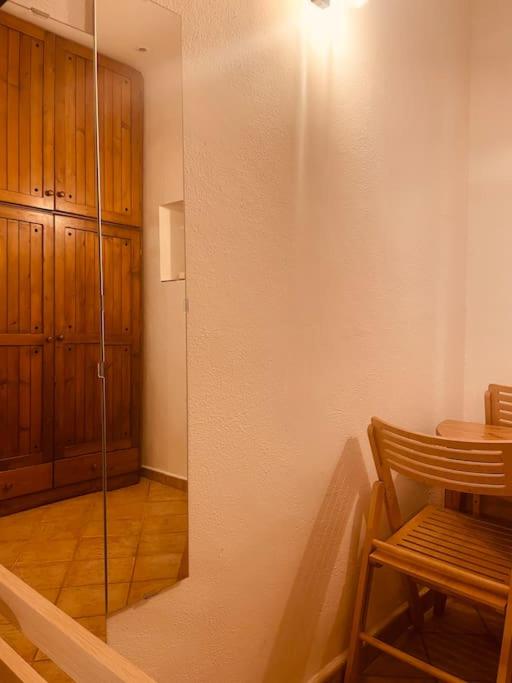 One-Bedroom House photo 2