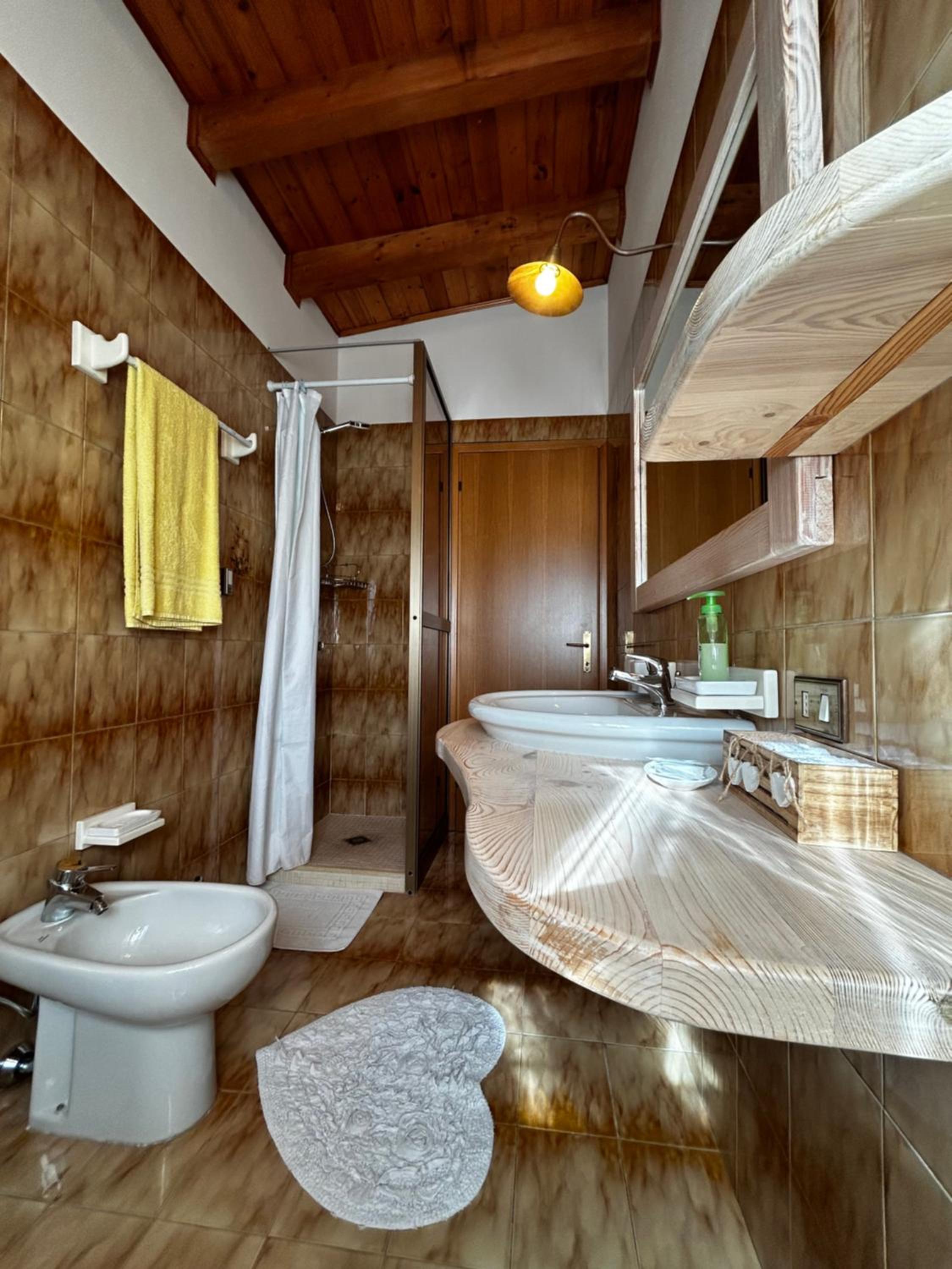 Large Double Room photo 3