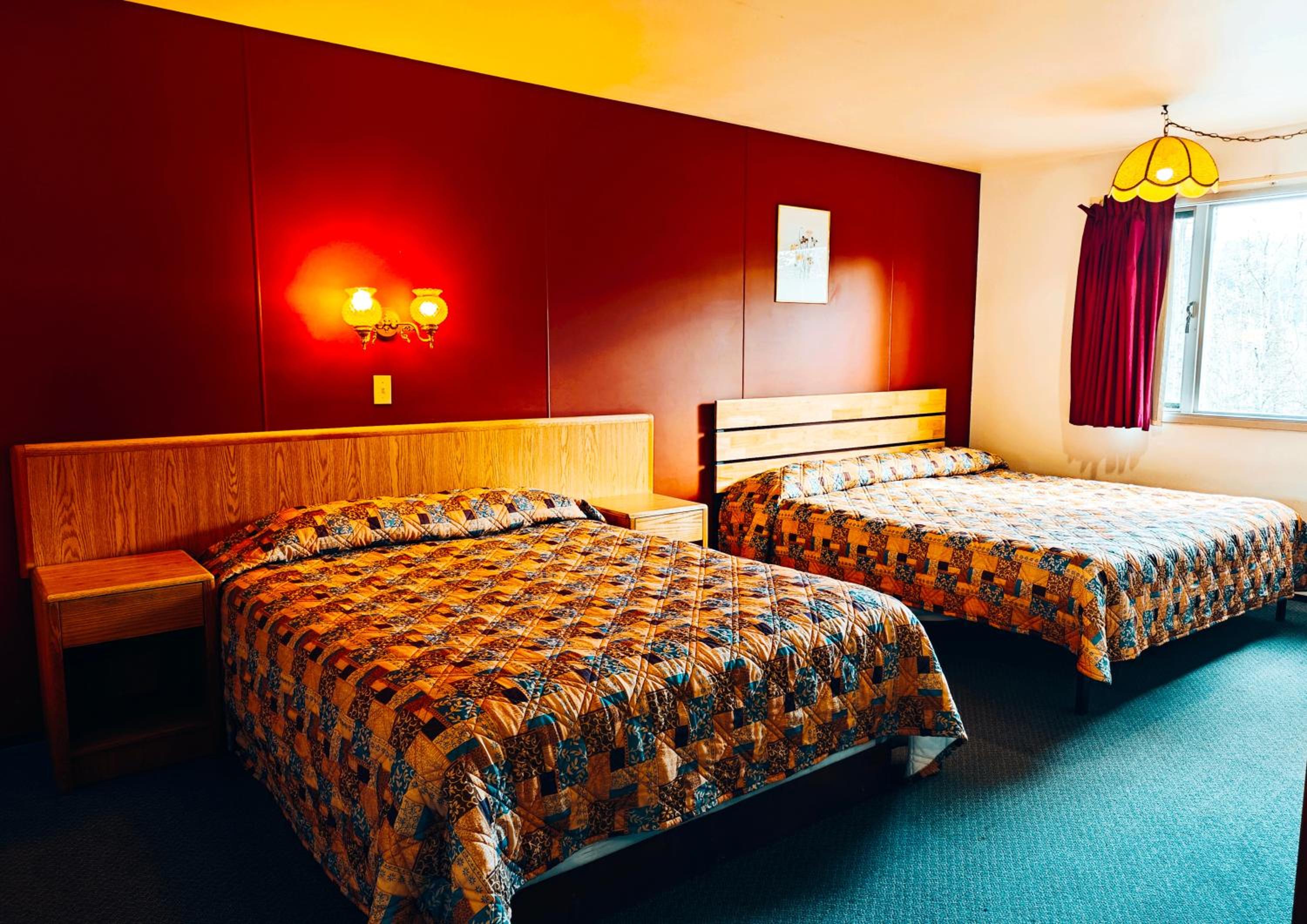 Deluxe King Room photo 1