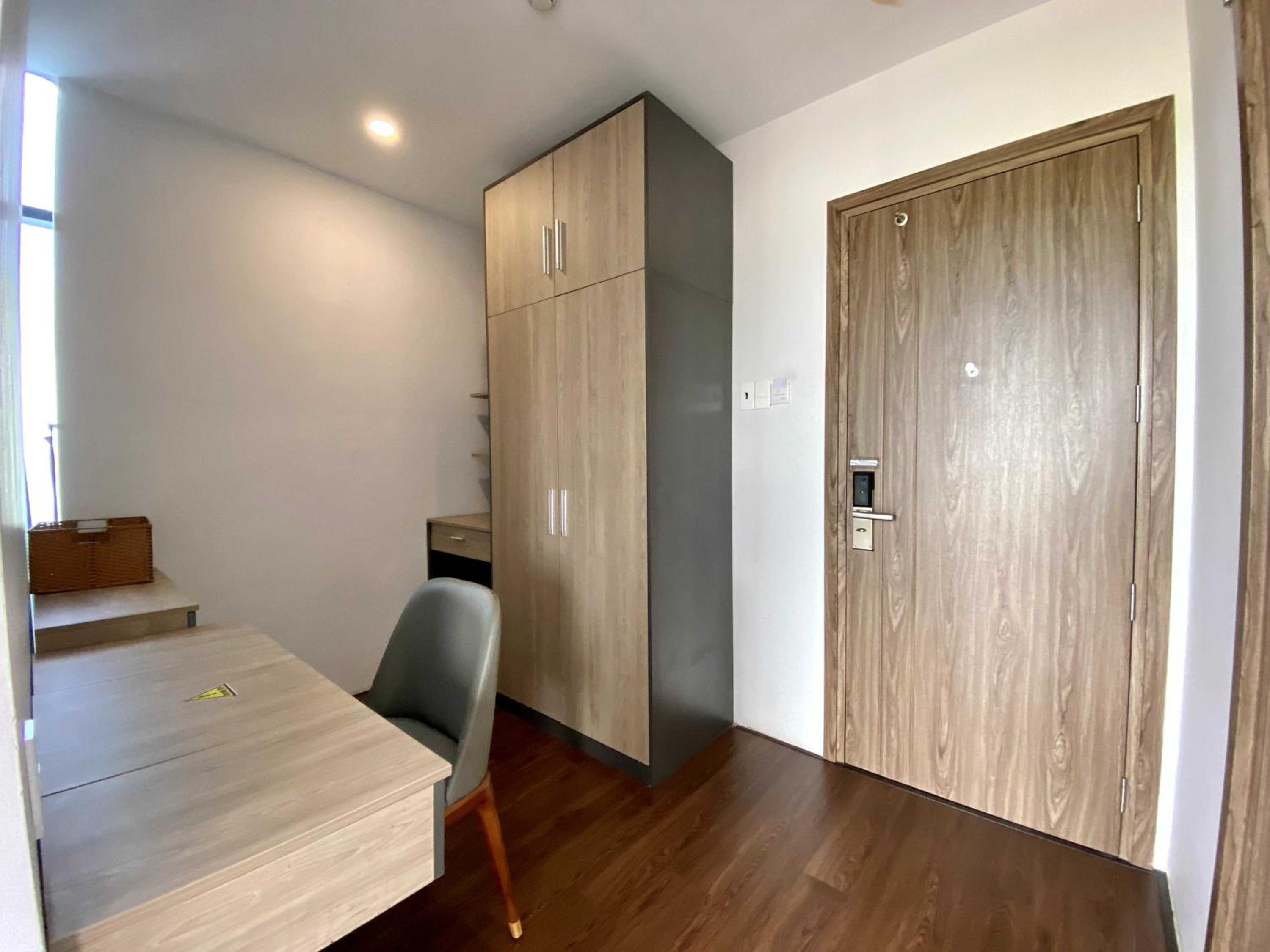 Twin Room with Lake View - Photo 1