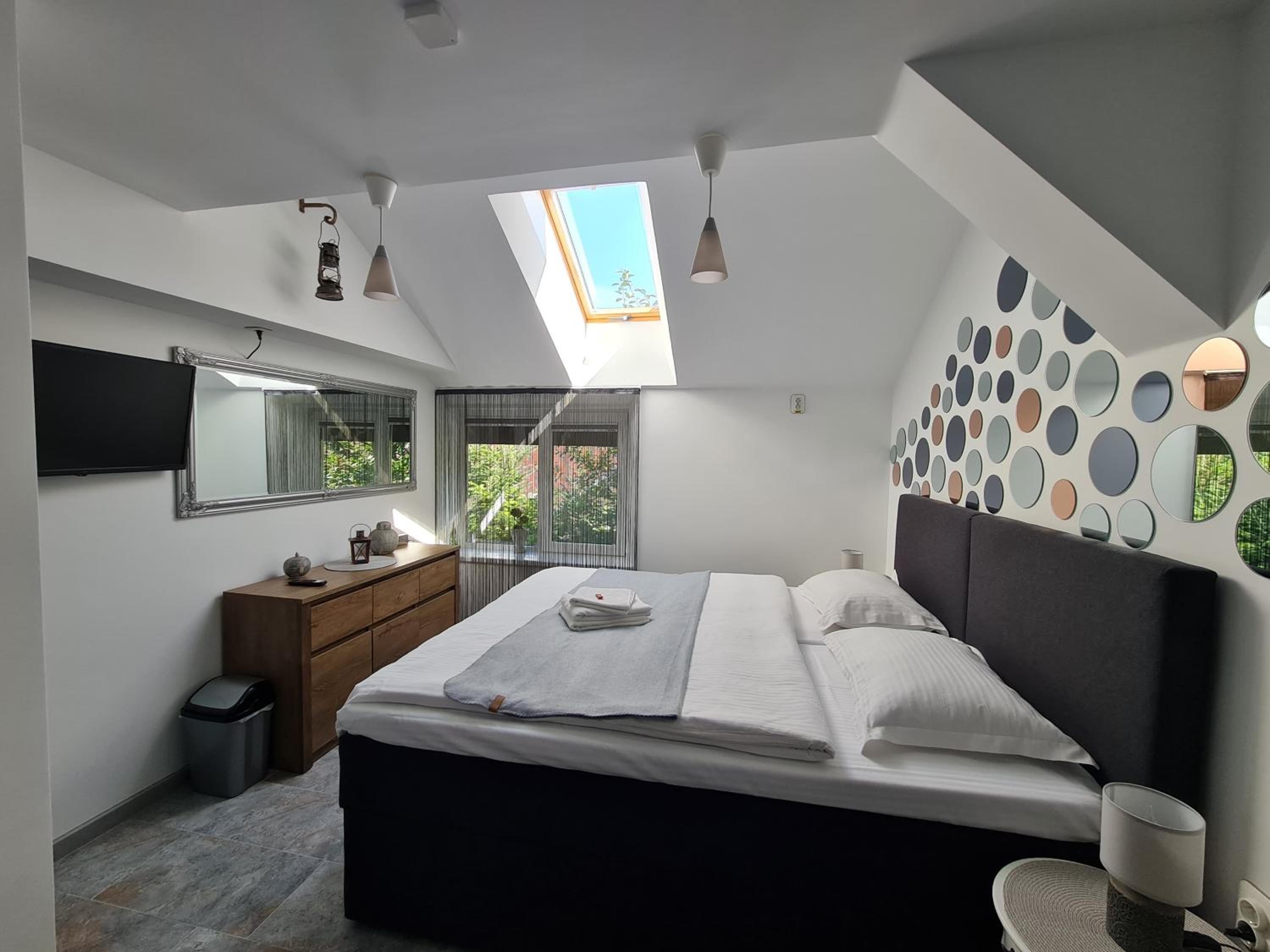 Deluxe Double Room - Photo 7