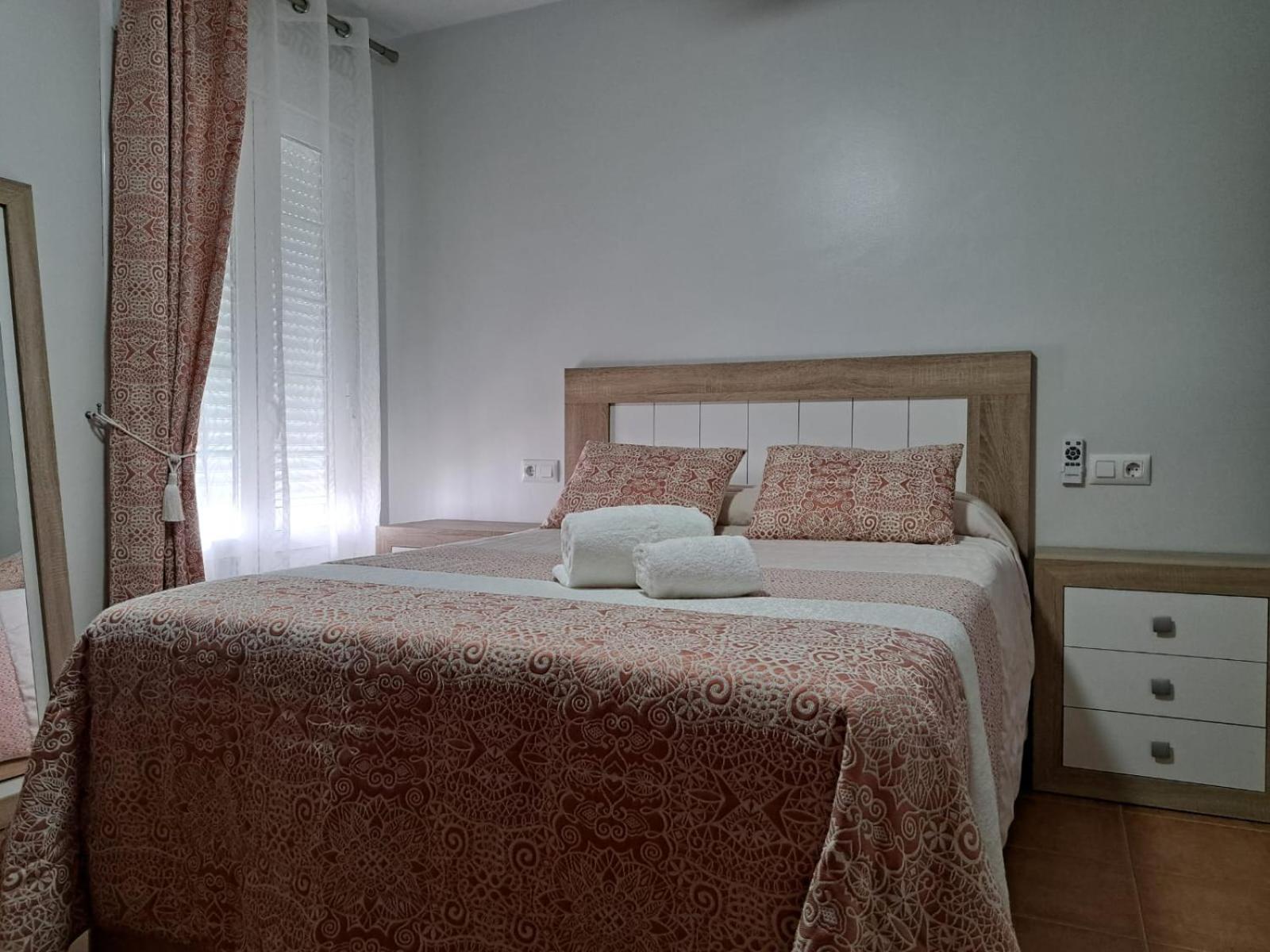 Apartamento de dos habitaciones con balcón y terraza