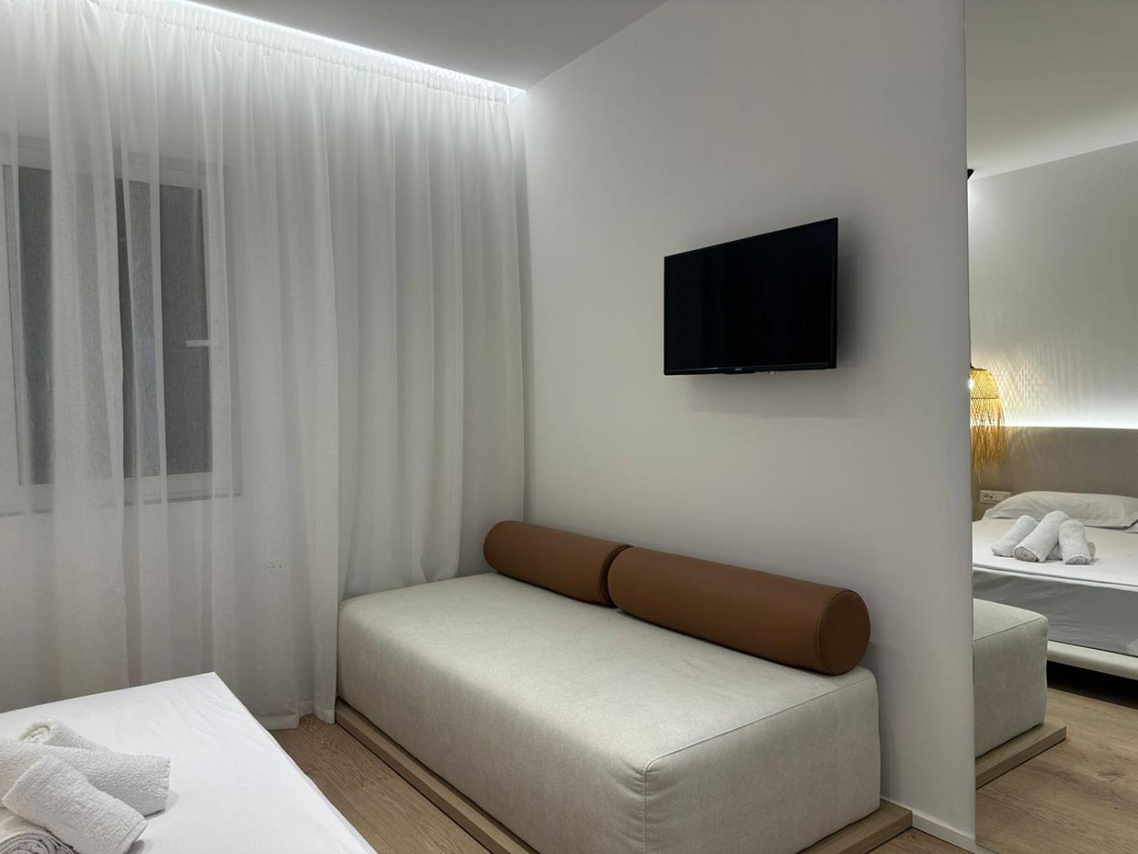 Triple Room photo 2