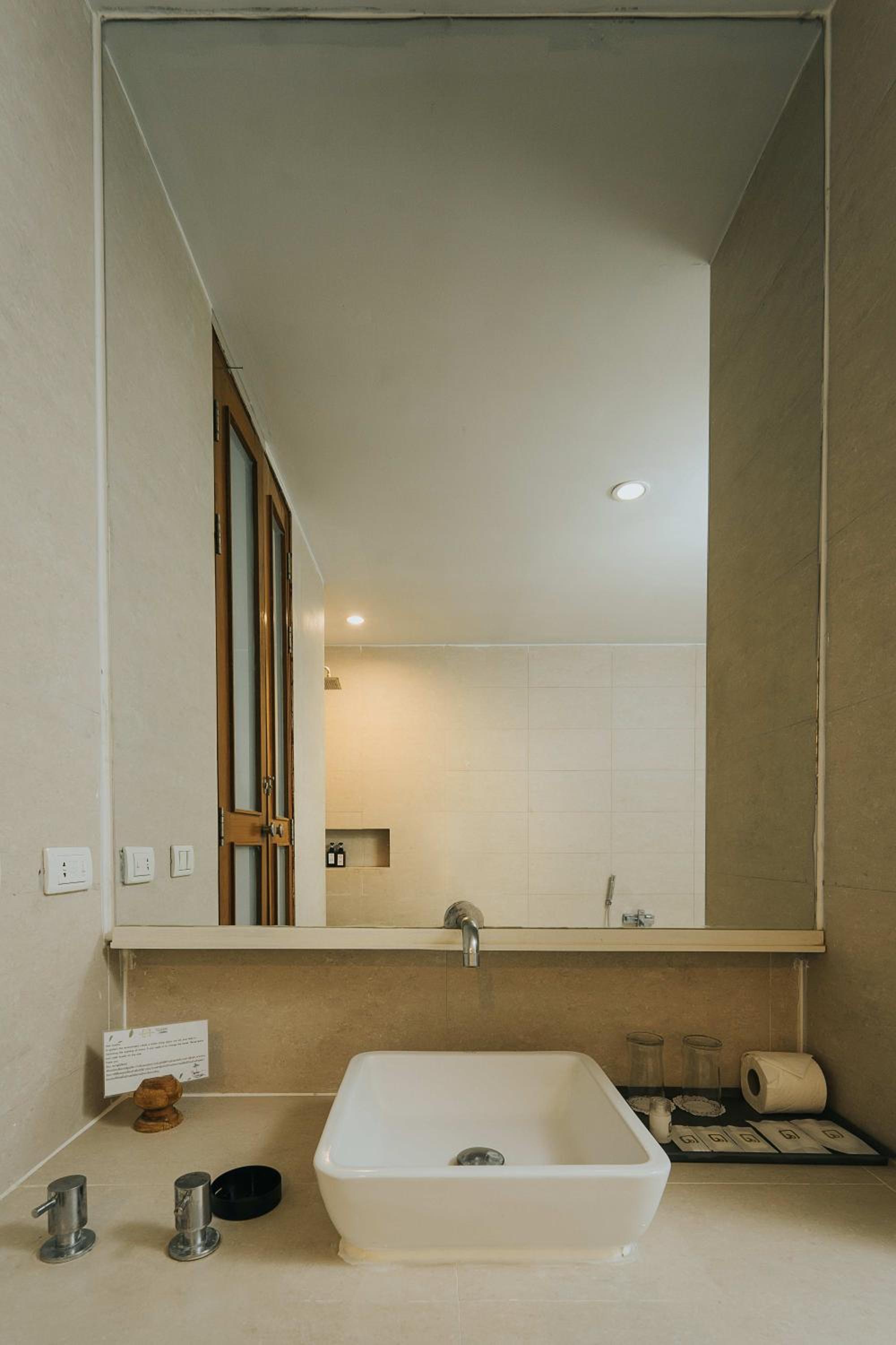 Superior Double or Twin Room - Photo 20