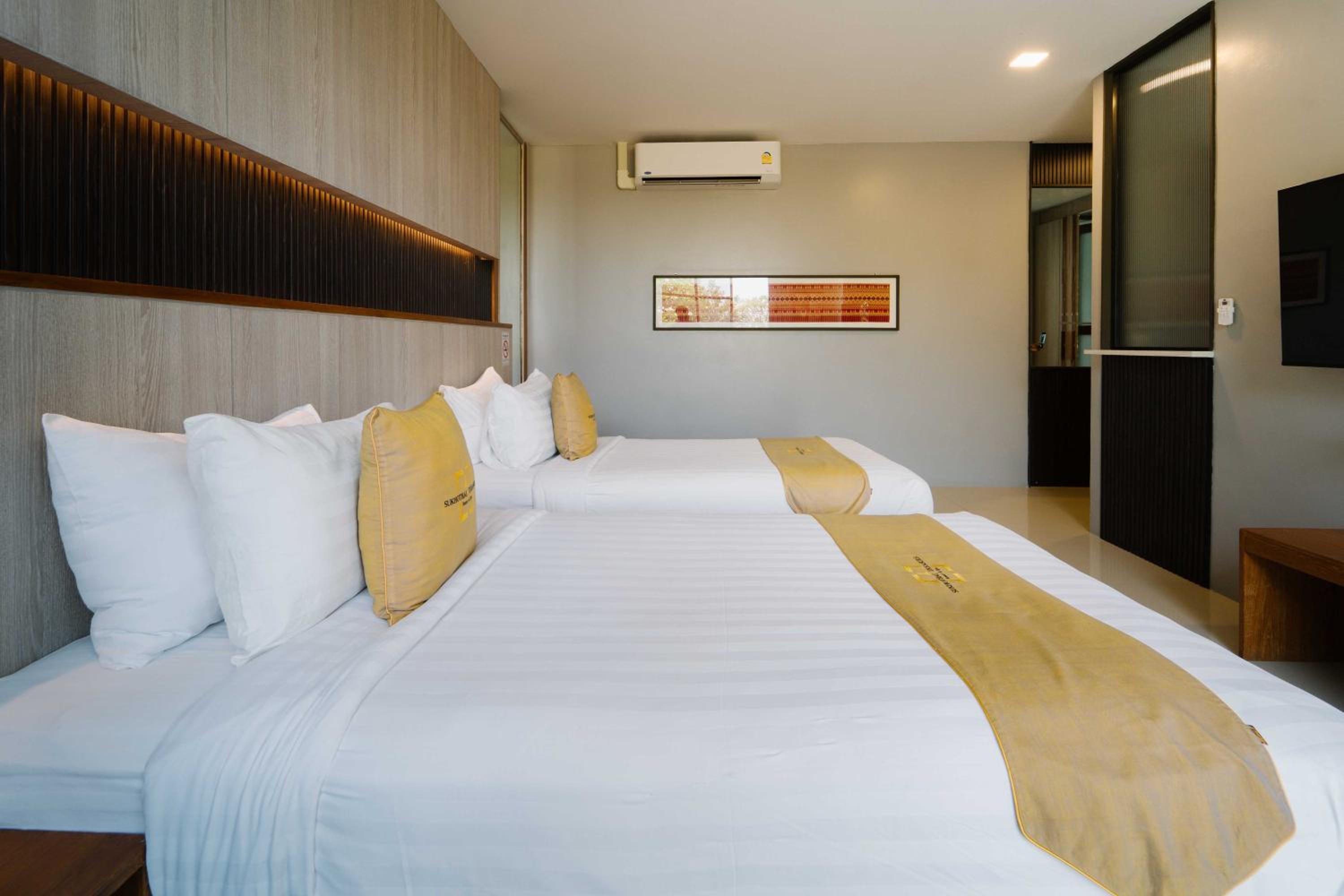 Superior Double or Twin Room - Photo 14