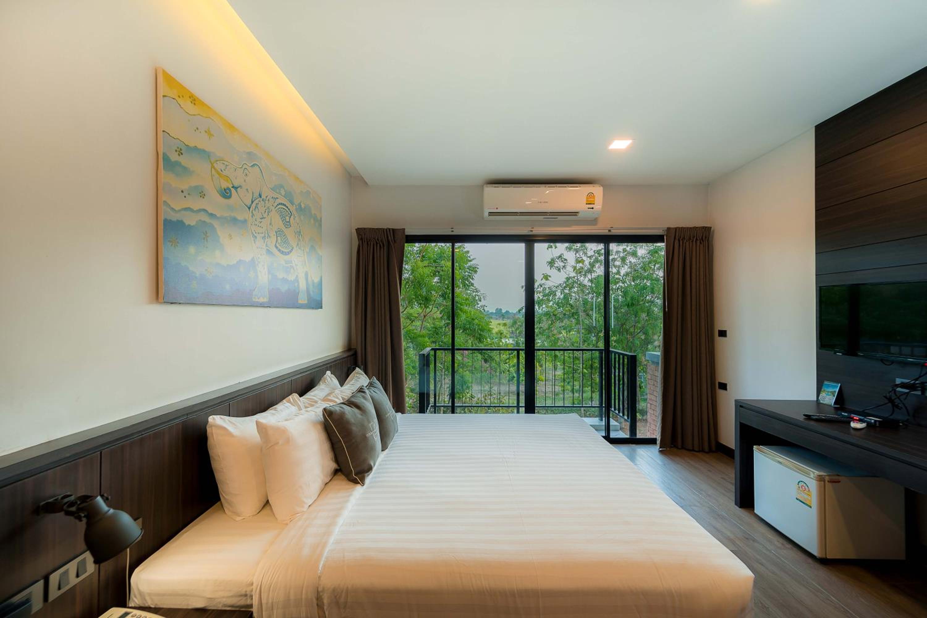 Standard Double or Twin Room - Photo 1