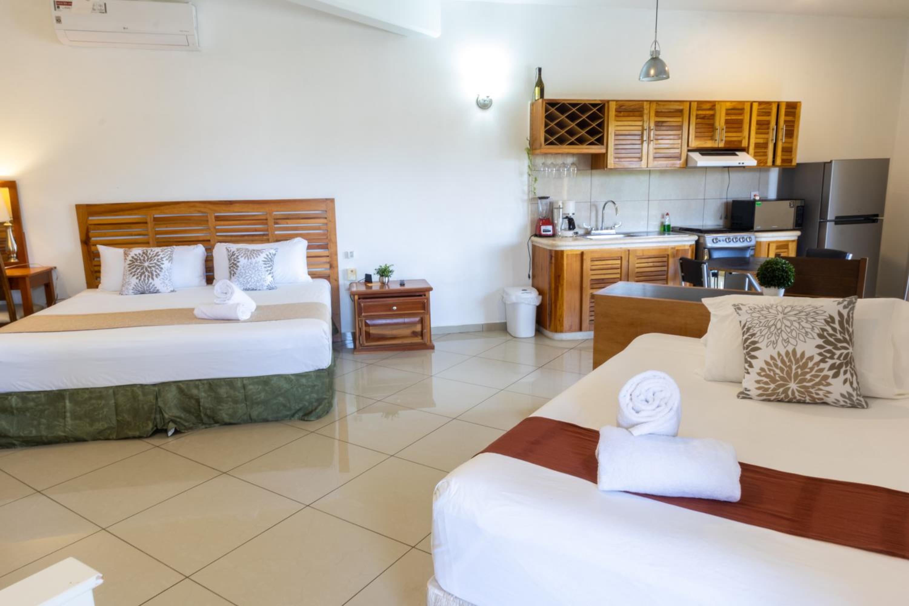 Deluxe Suite