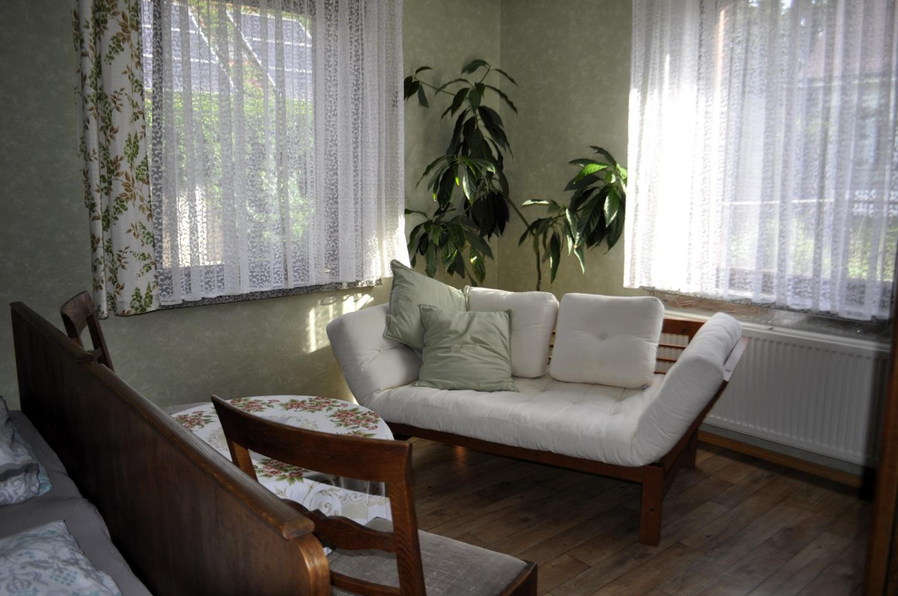 Apartment - Ground Floor photo 3