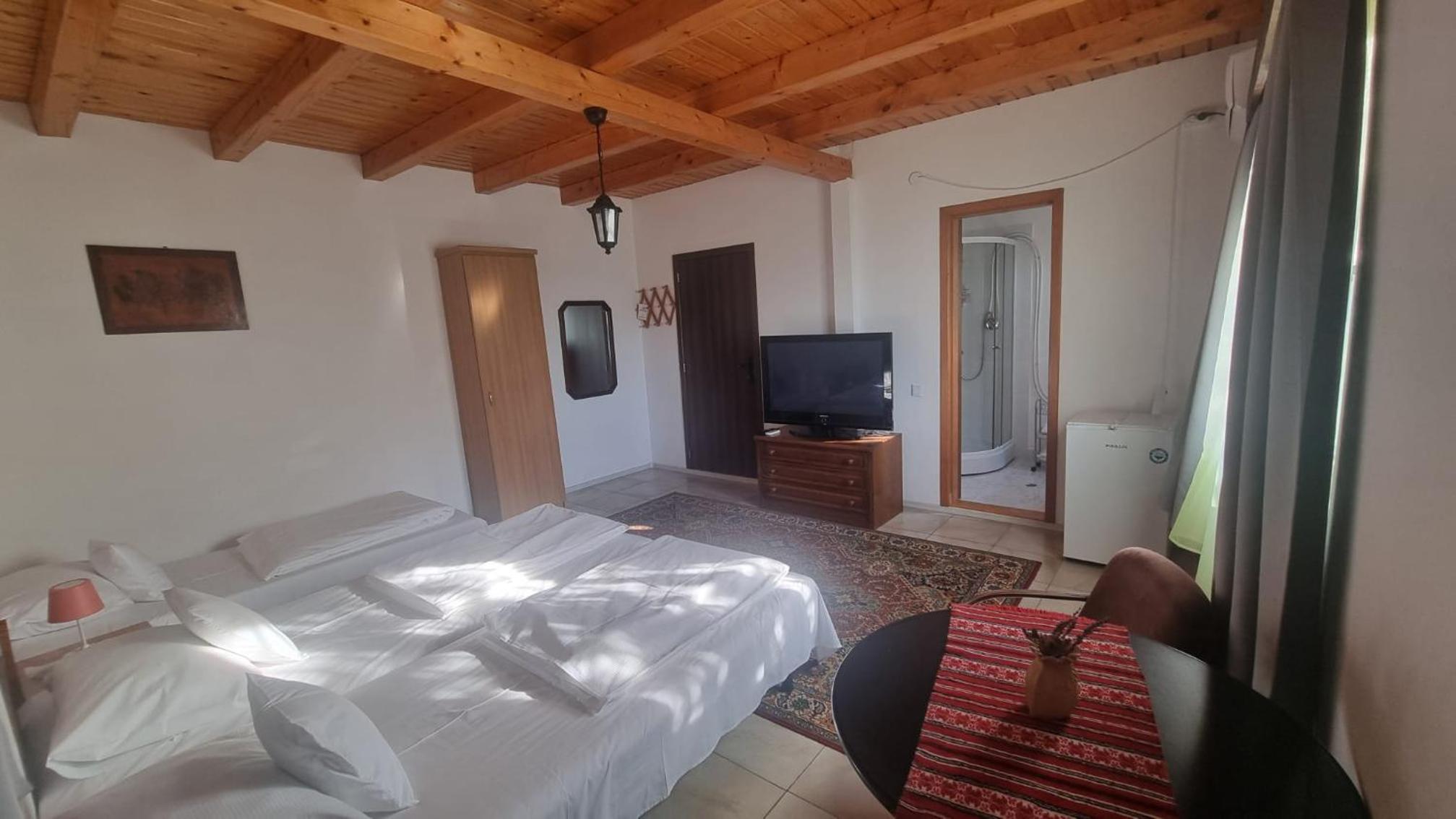 Triple Room photo 2
