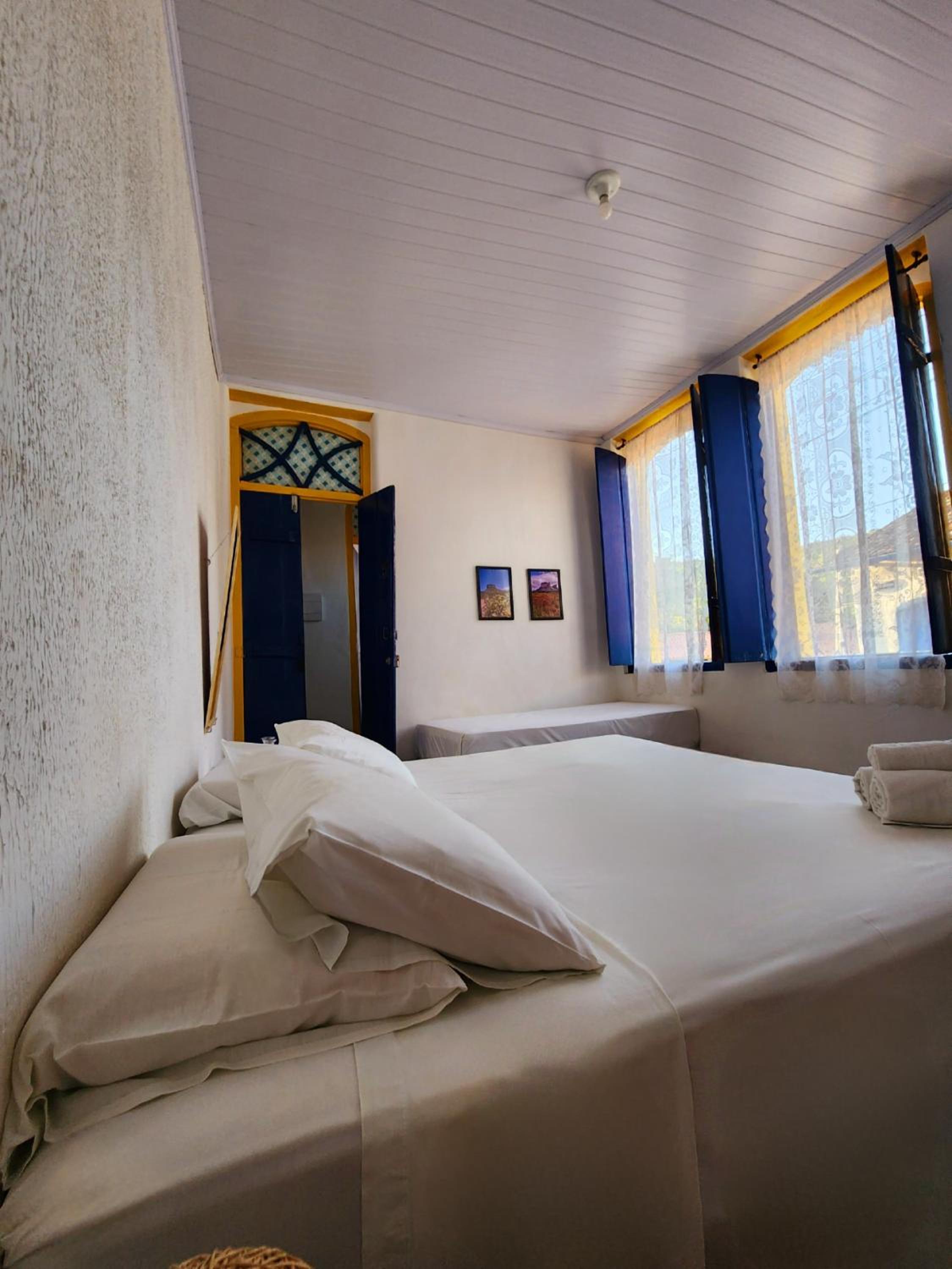 Standard Suite - Photo 6