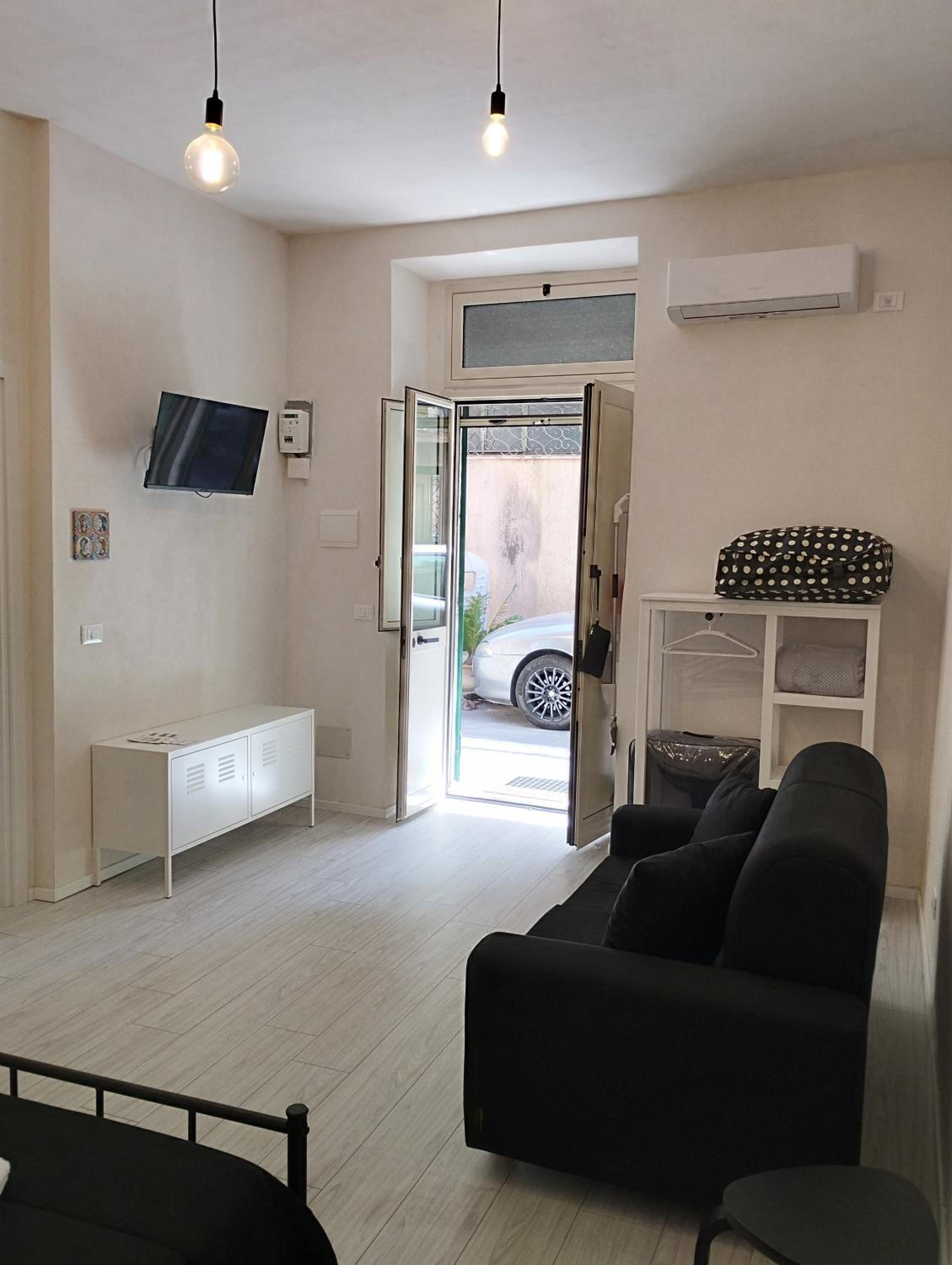 One-Bedroom House
