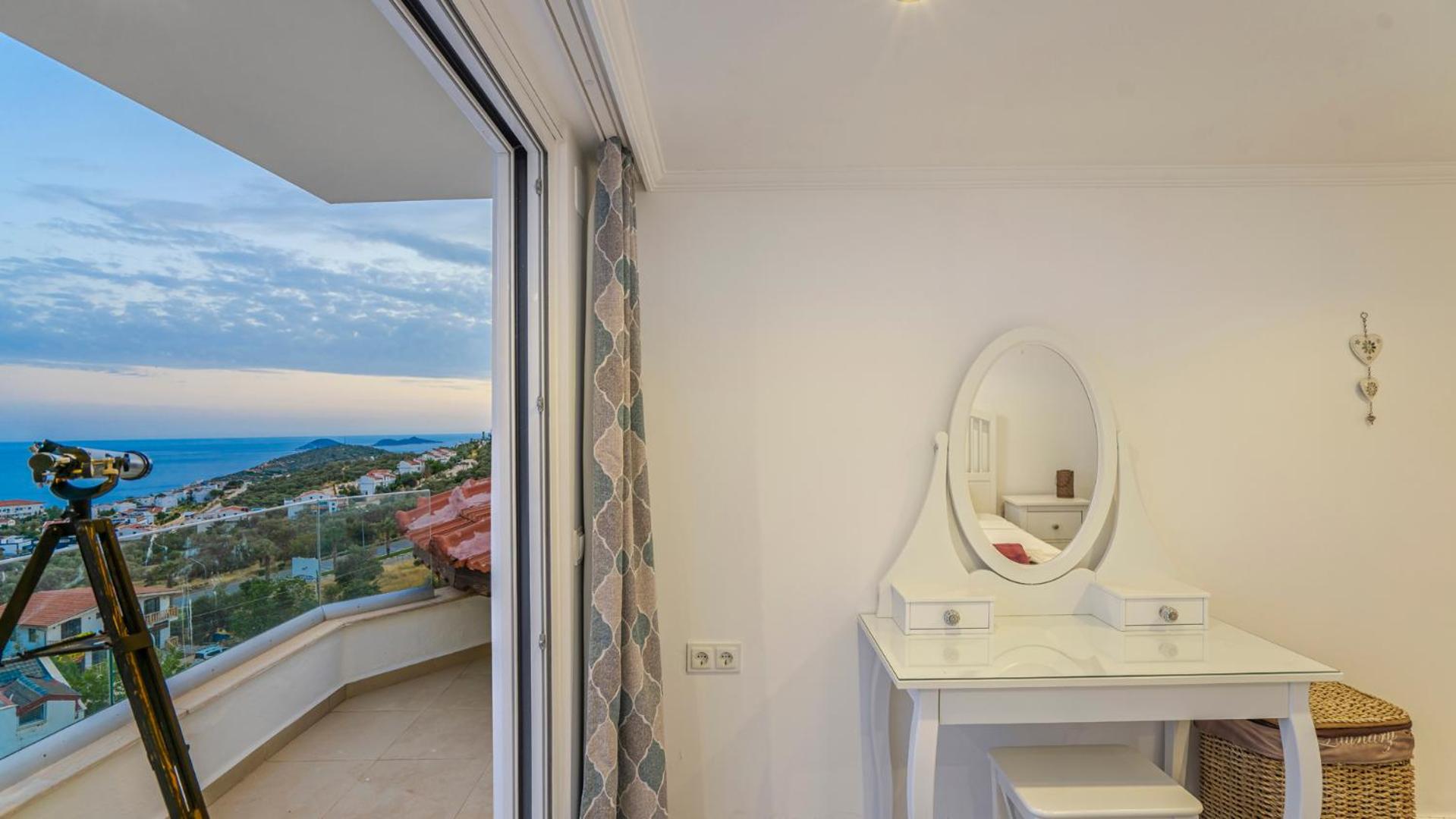 Villa with Sea View photo 2