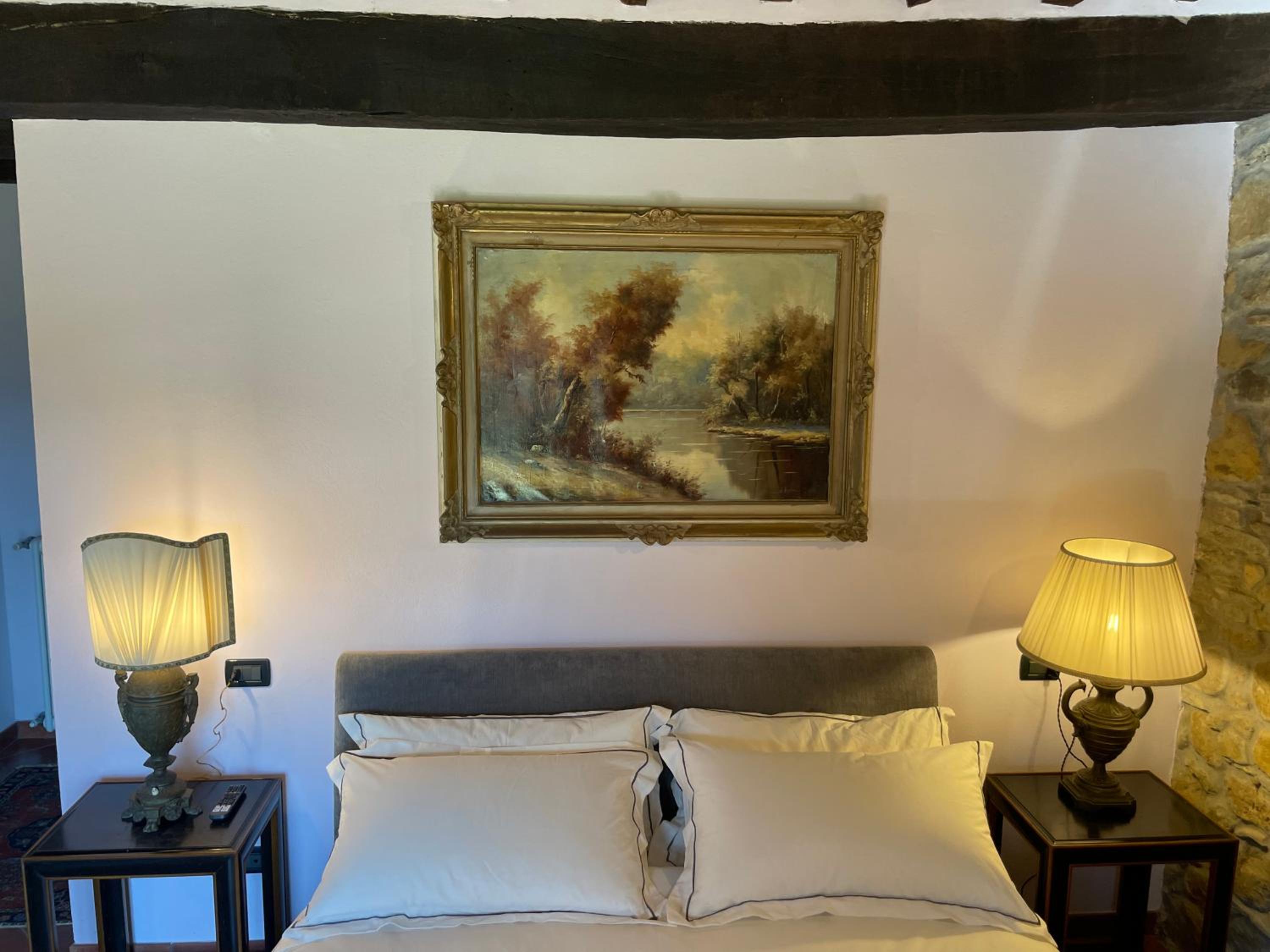 Double Room with Private Bathroom photo 3