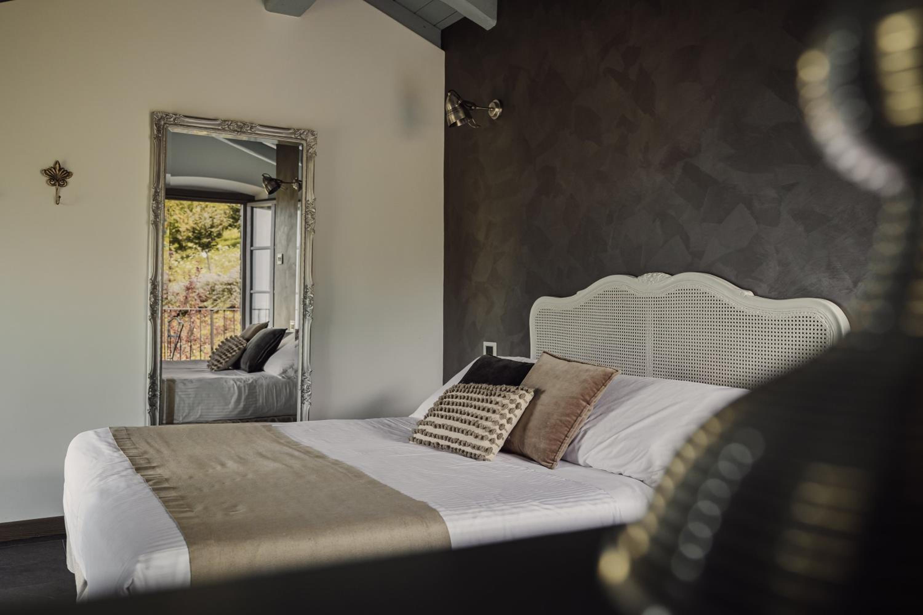 Superior Double Room with Balcony