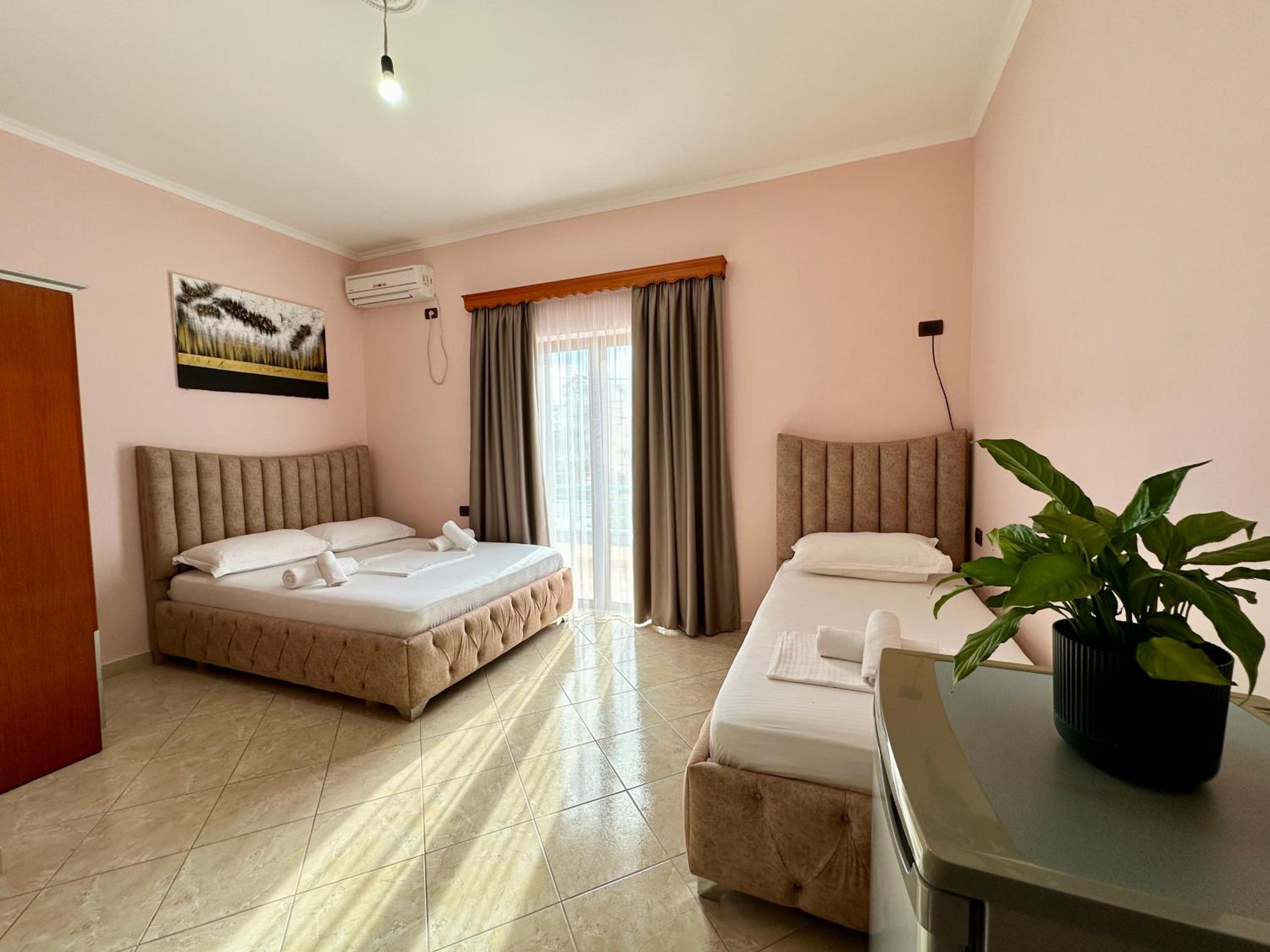 Villa photo 1