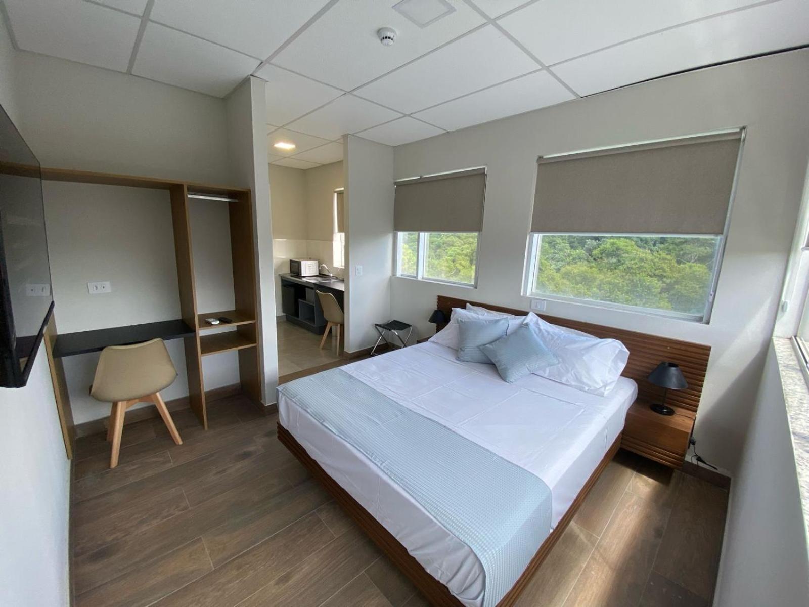 Queen Suite photo 1