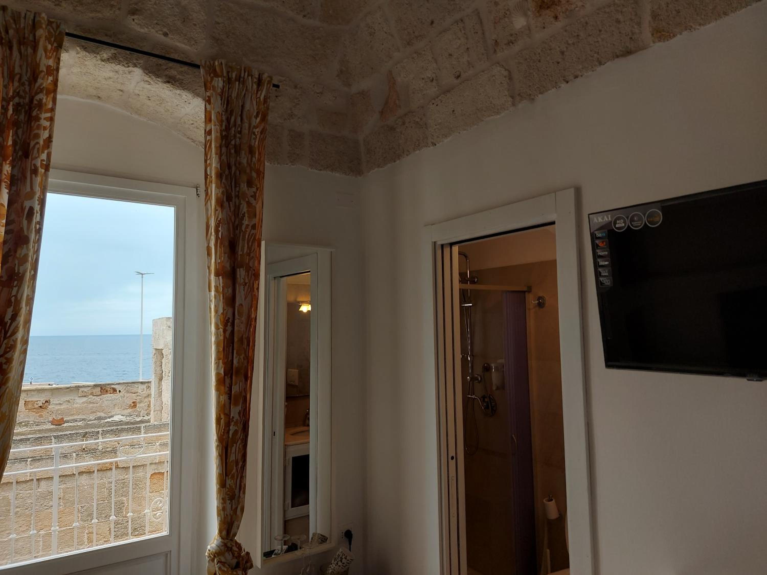 Quadruple Room with Balcony