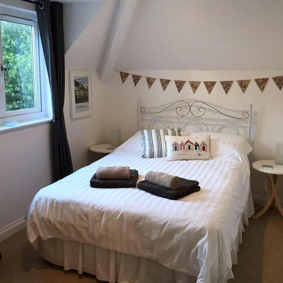 One-Bedroom House photo 1