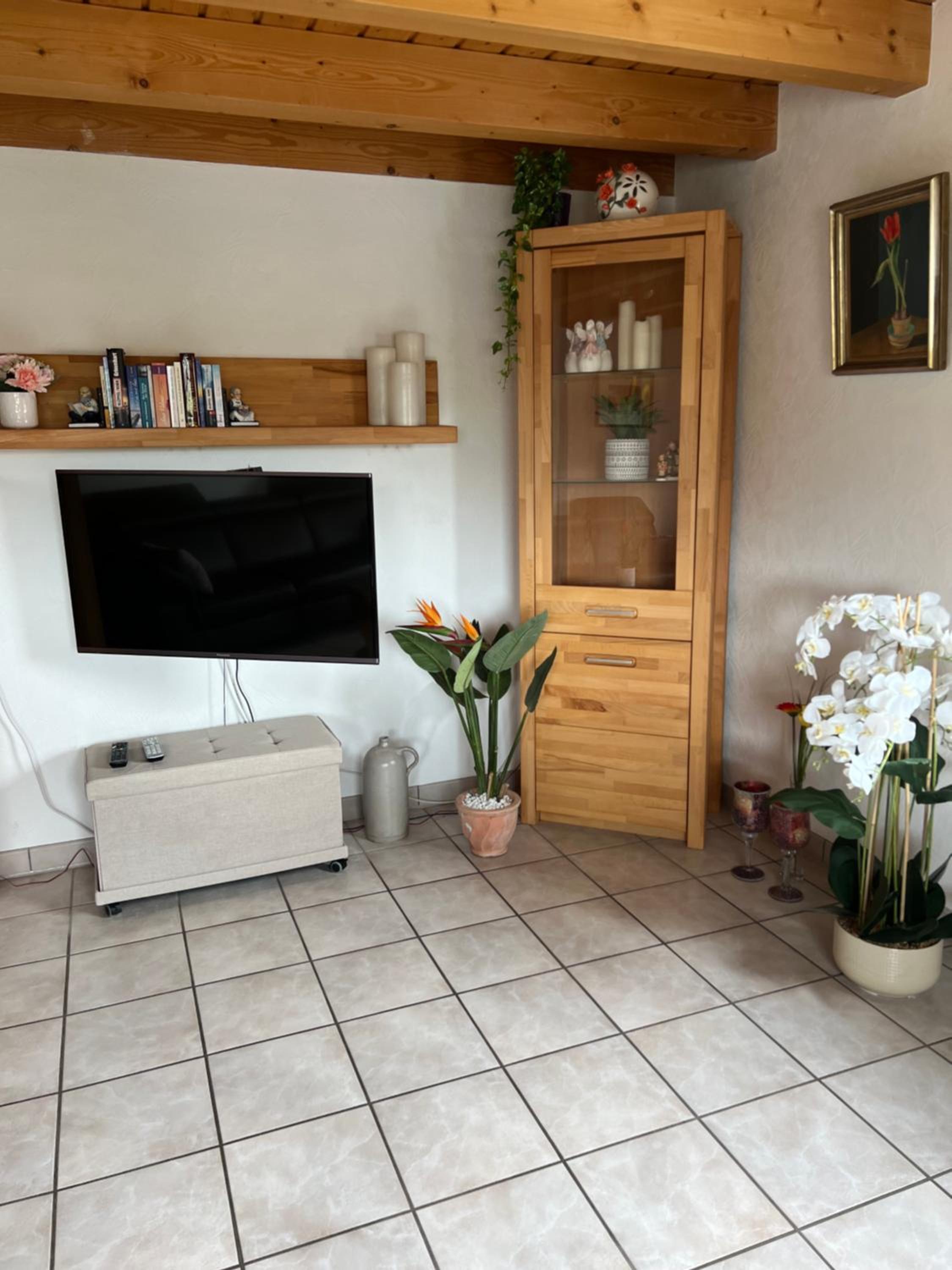 Three-Bedroom Apartment photo 2