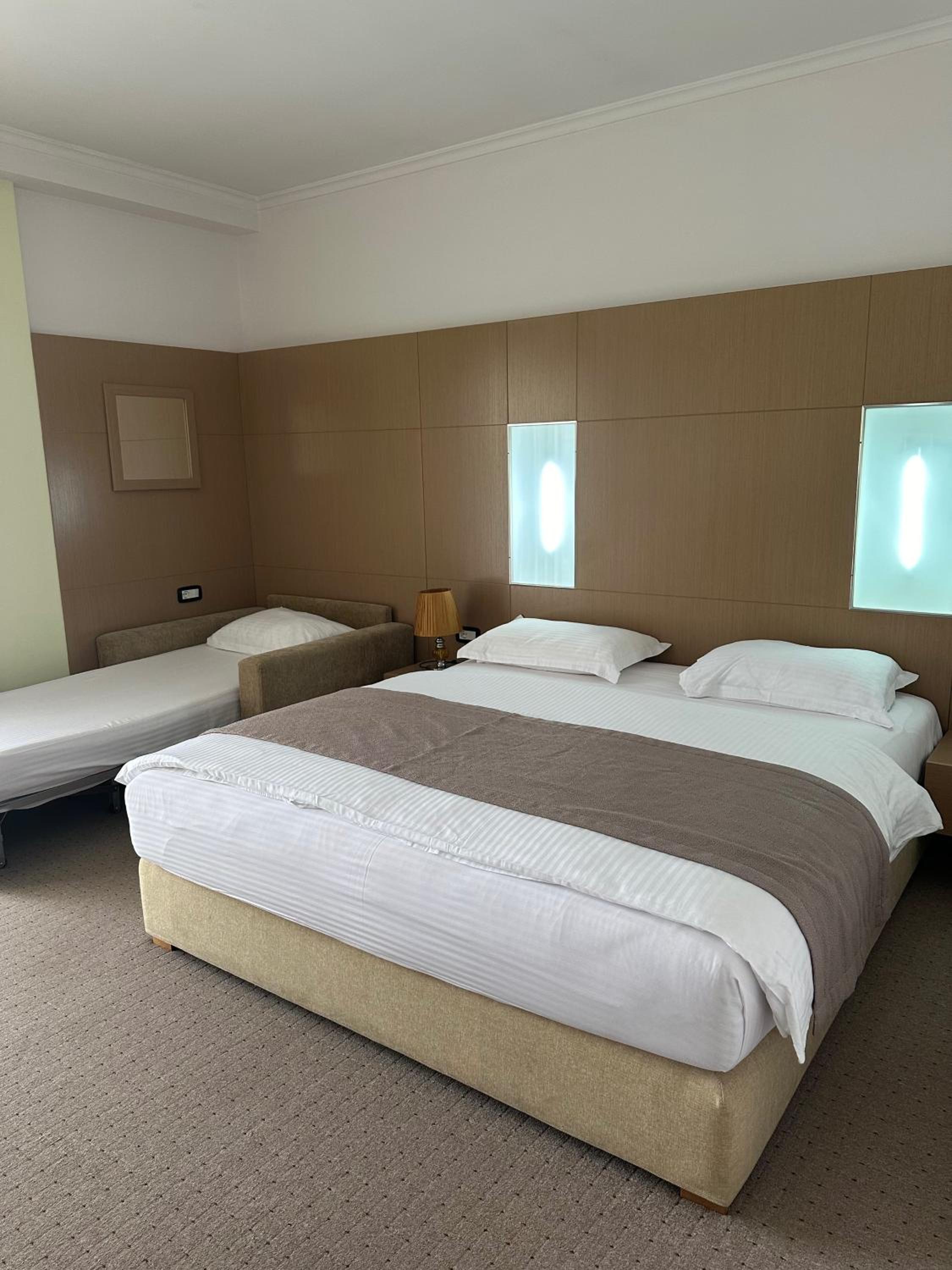 Economy Triple Room