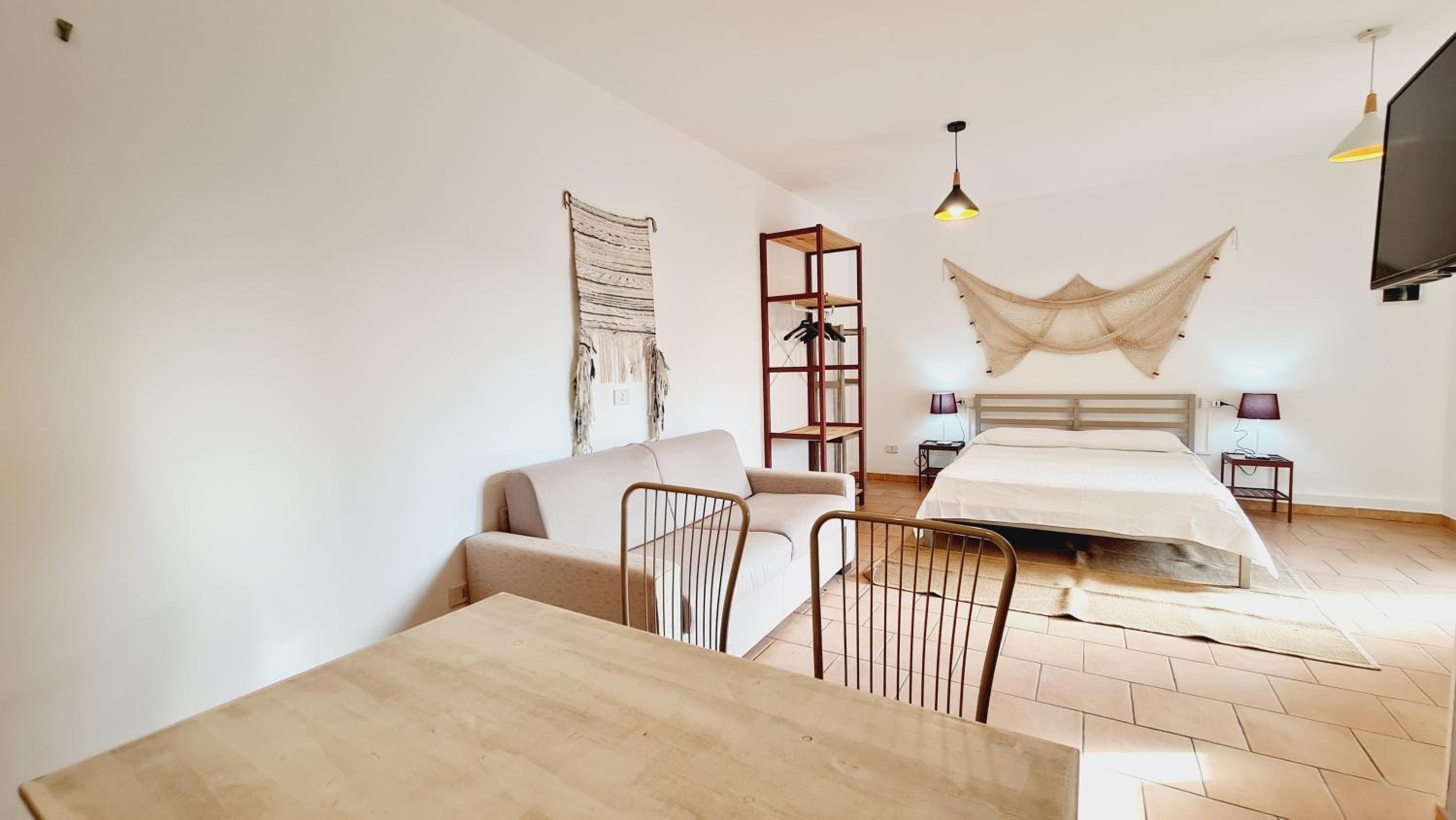 Studio Apartment photo 2