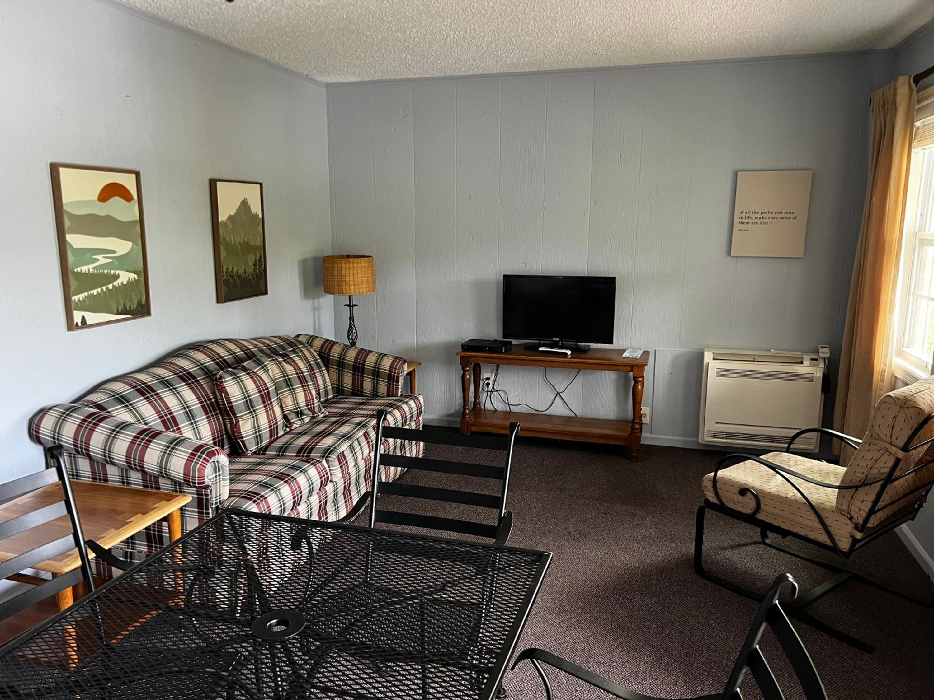 Queen Suite