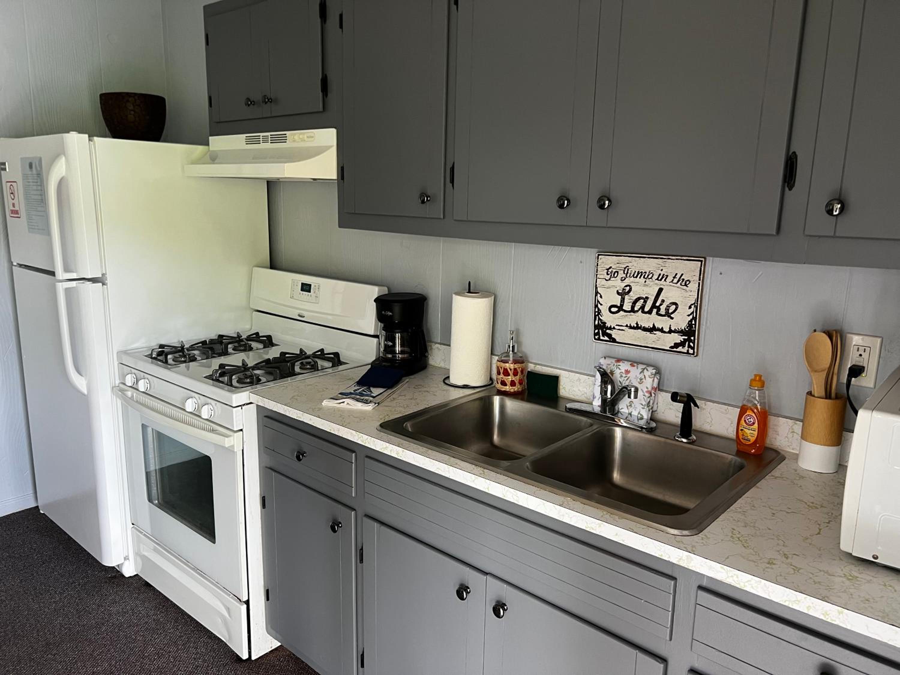 Queen Suite photo 2