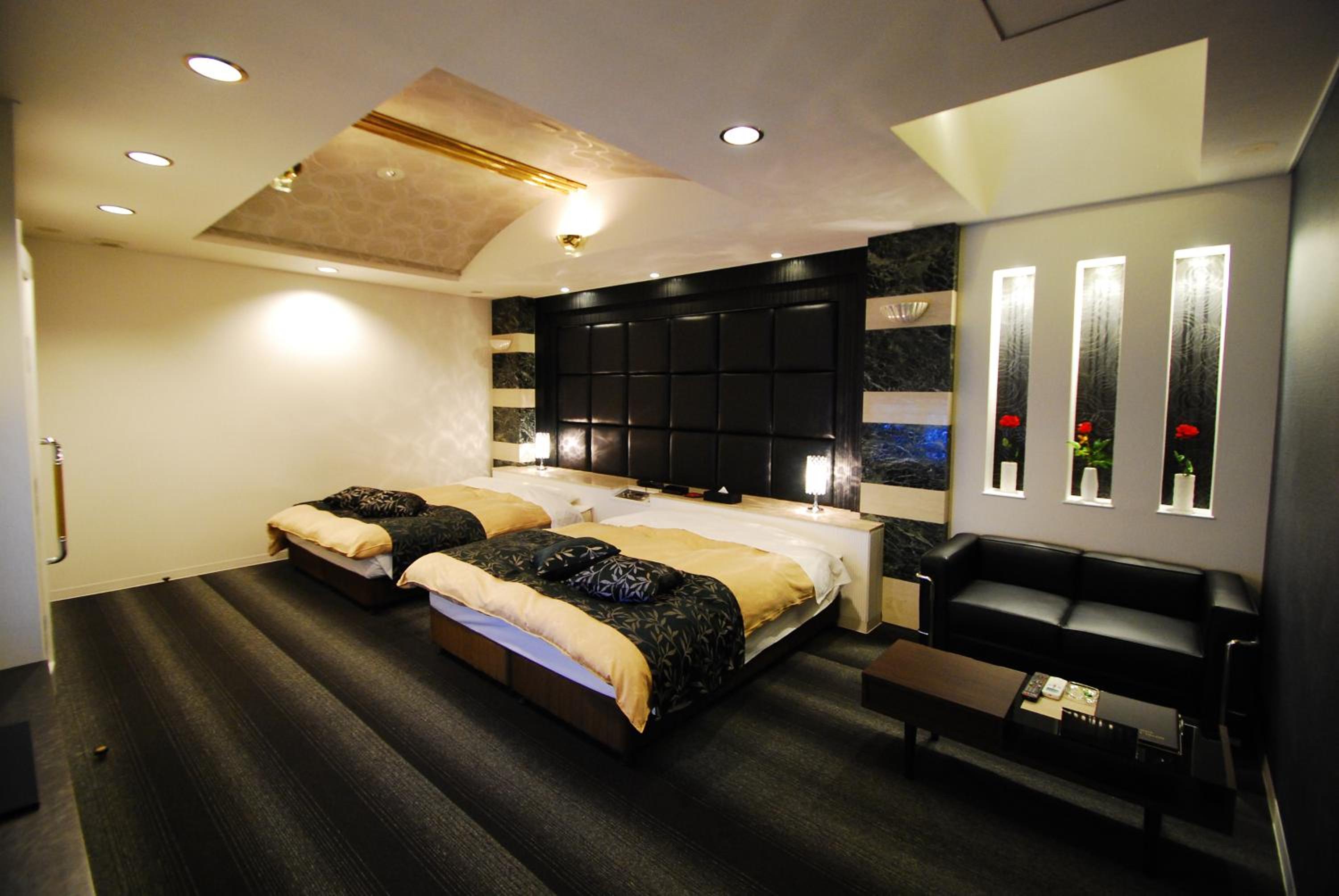 One-Bedroom Suite photo 2