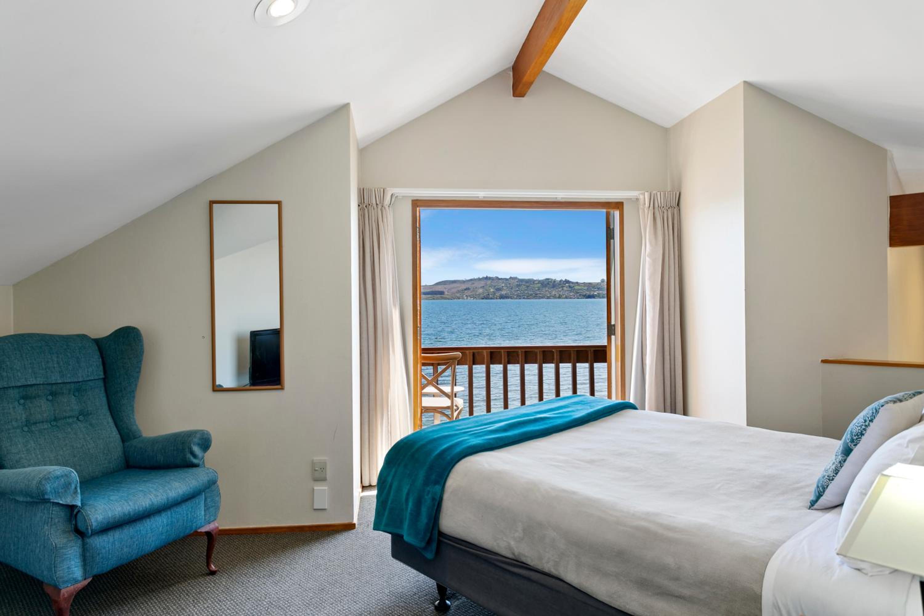 Lakefront Unit - Photo 1