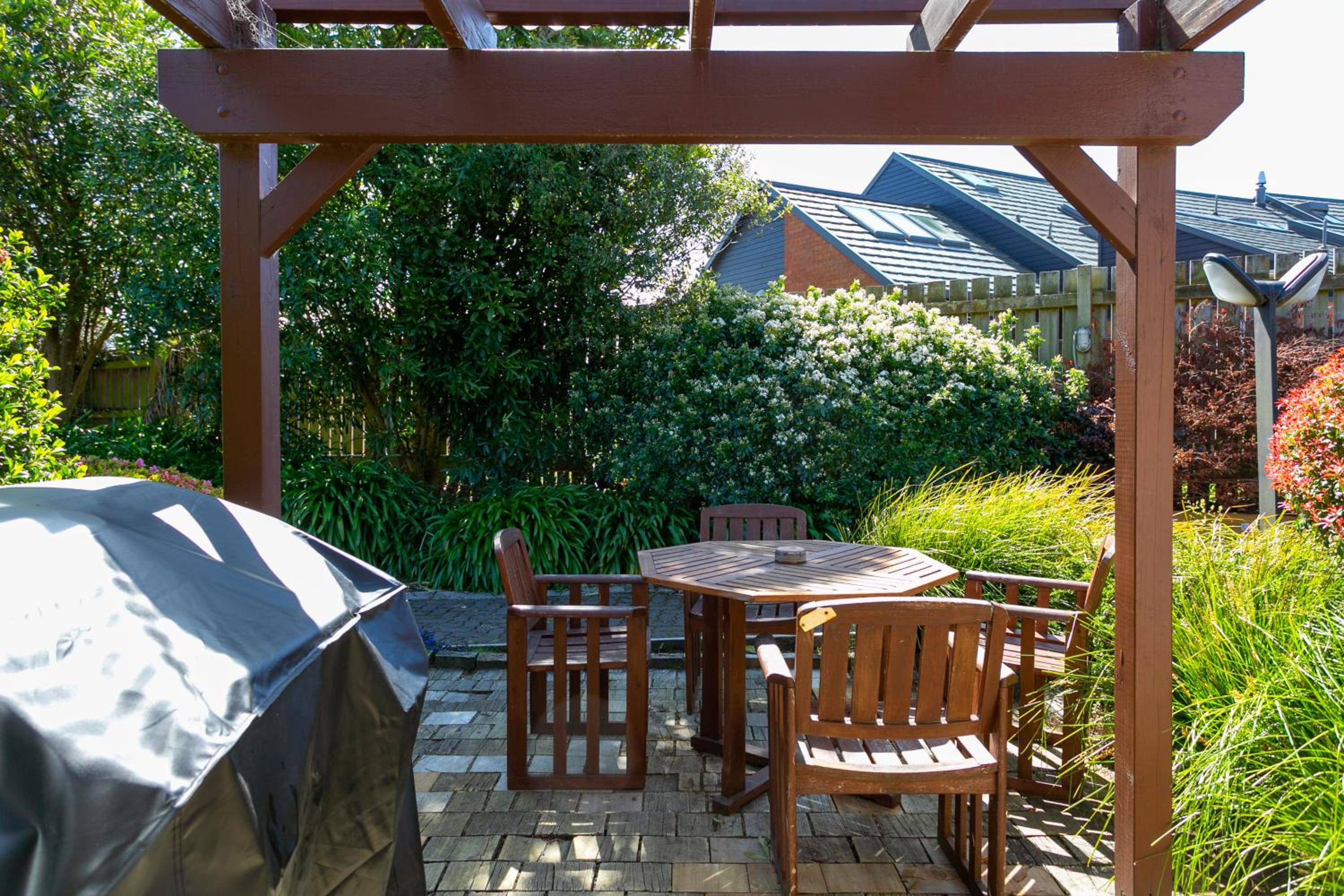 Standard Family Unit (5 Guests) - Photo 20